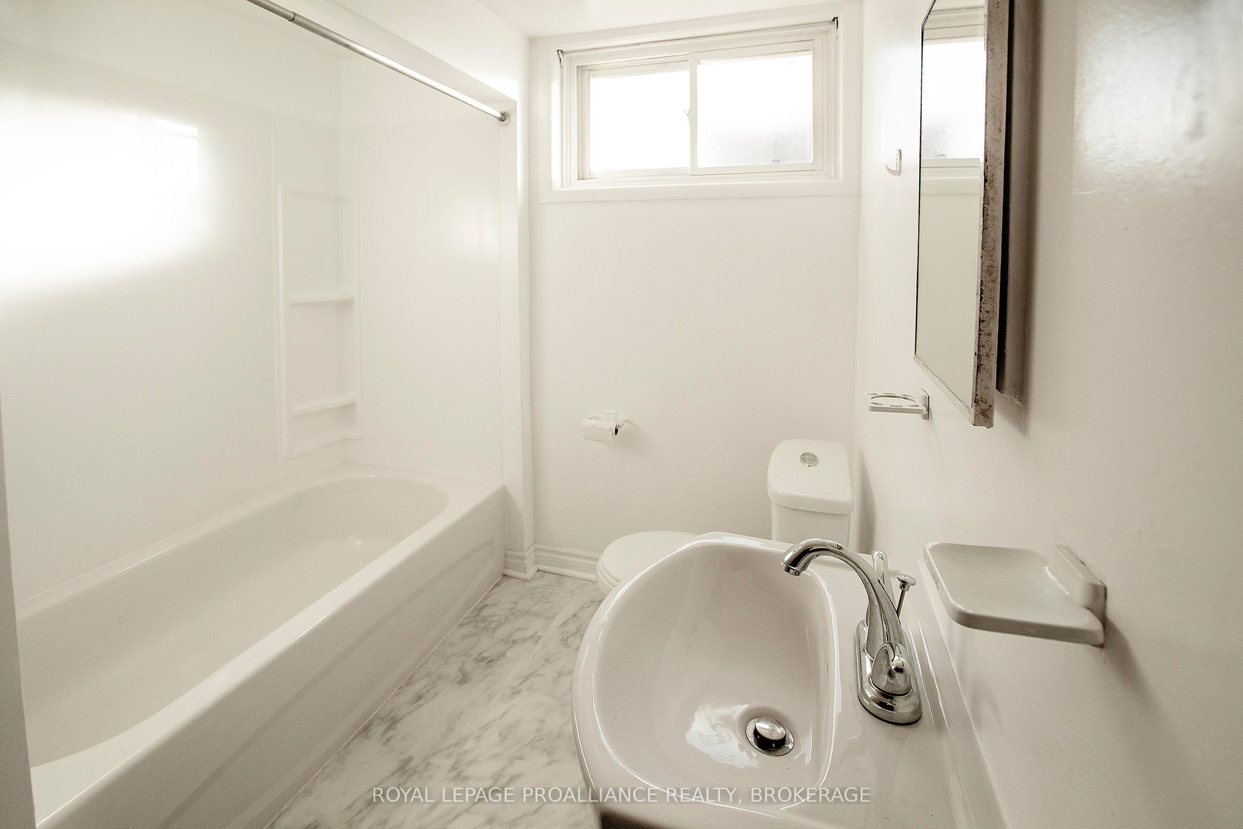 92 Gardiner Street Property Photo 4