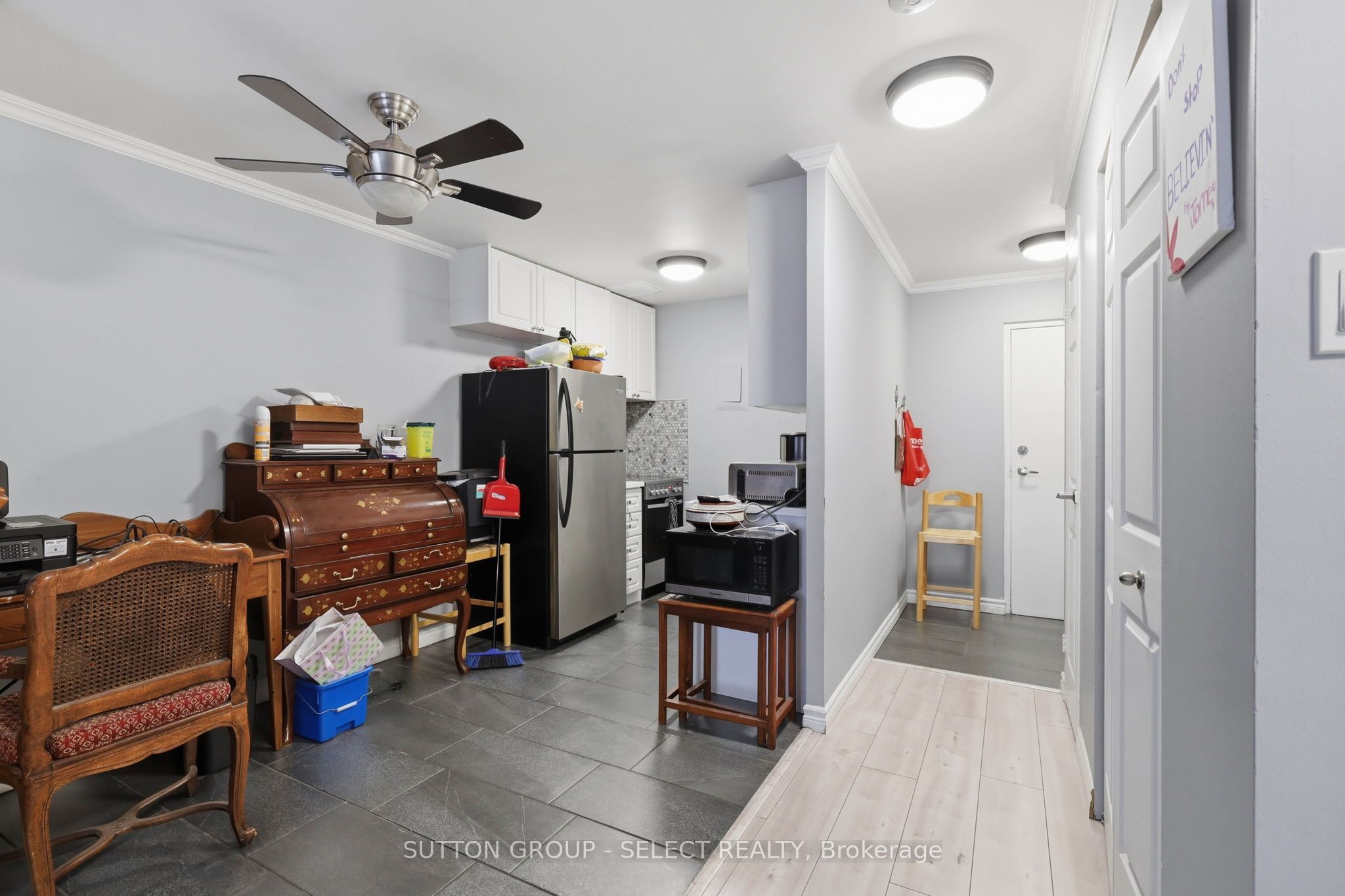 1102 Jalna Boulevard 408 Property Photo 10