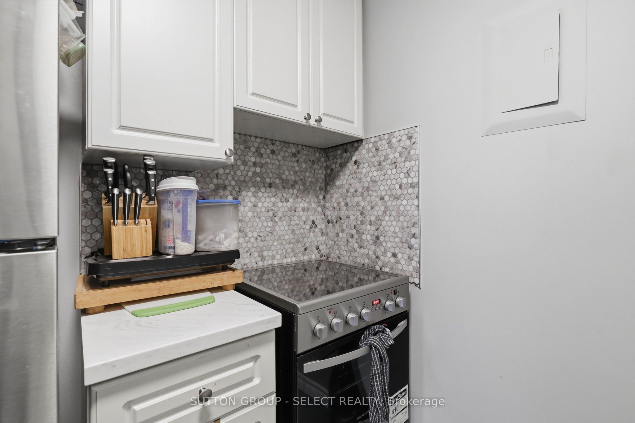 1102 Jalna Boulevard 408 Property Photo 18
