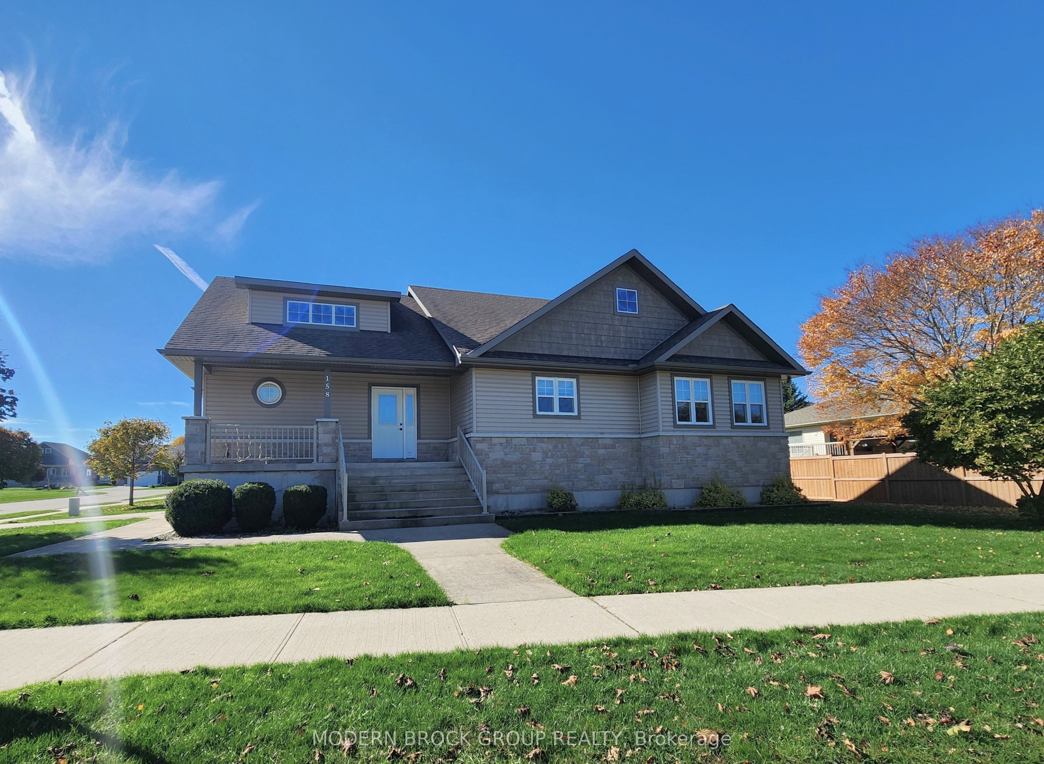 158 Wildwood Crescent Property Photo 3