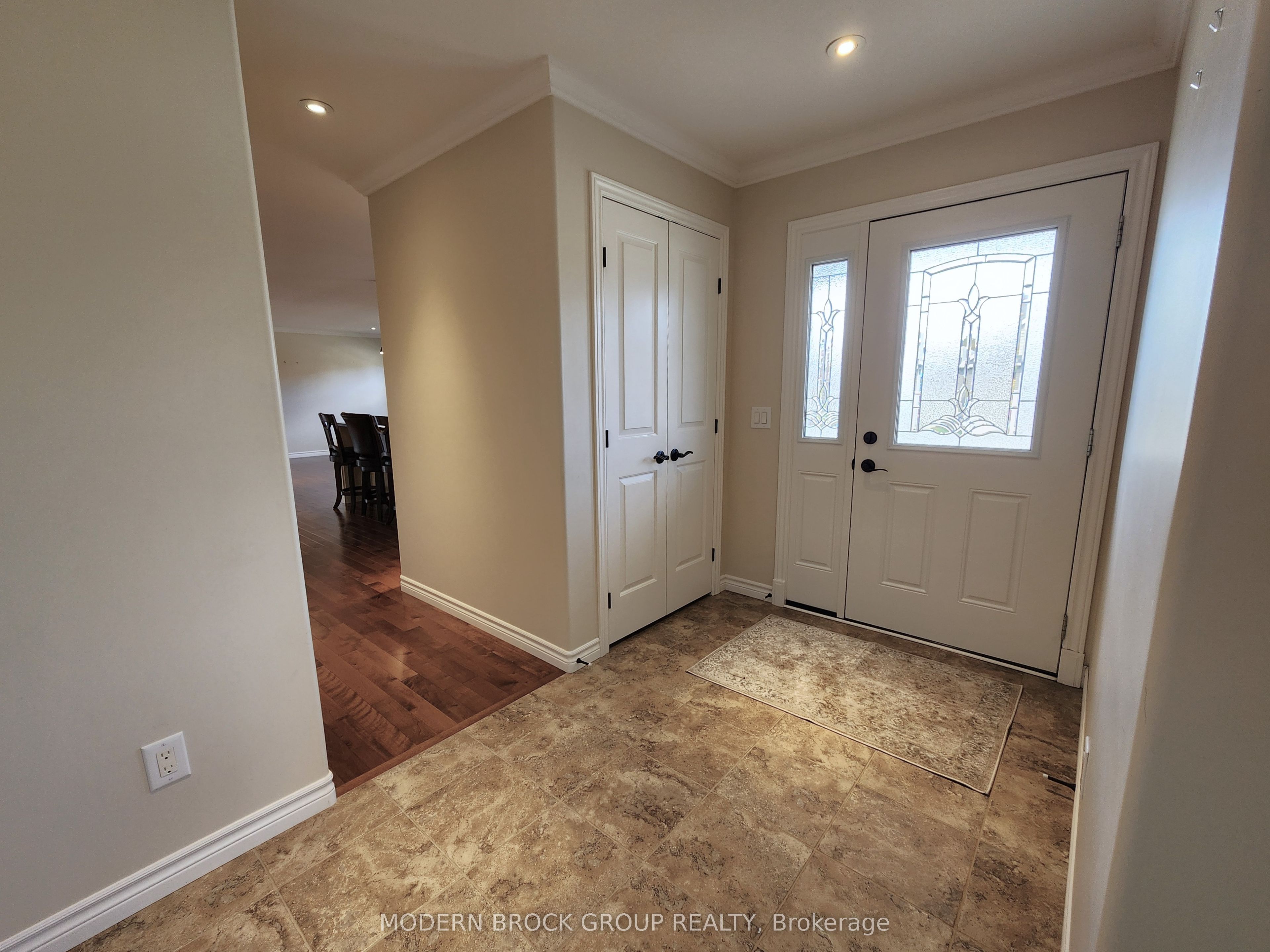 158 Wildwood Crescent Property Photo 8