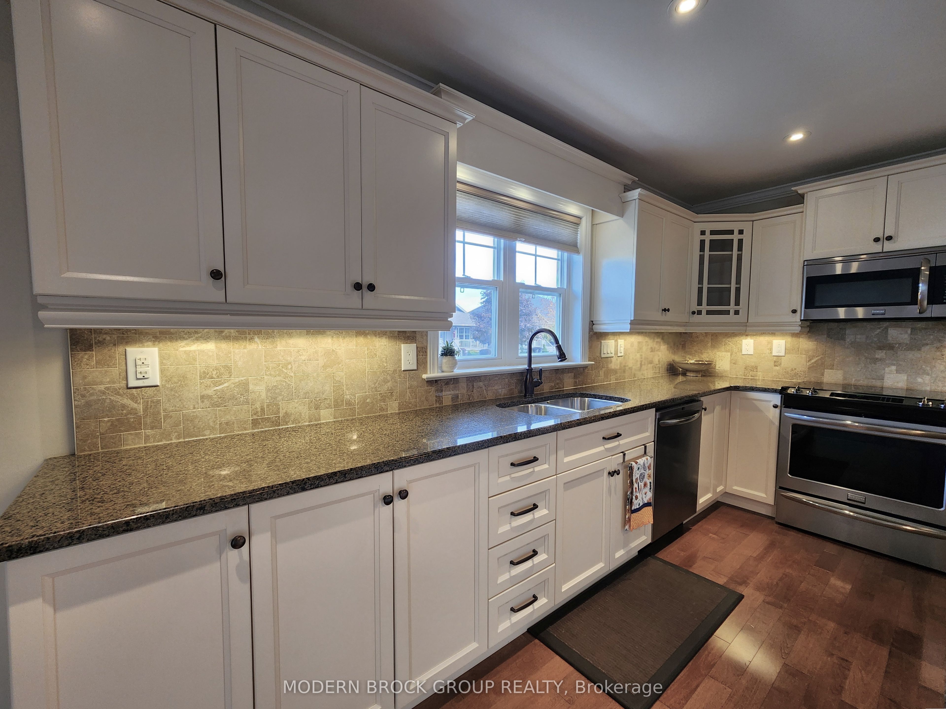 158 Wildwood Crescent Property Photo 16