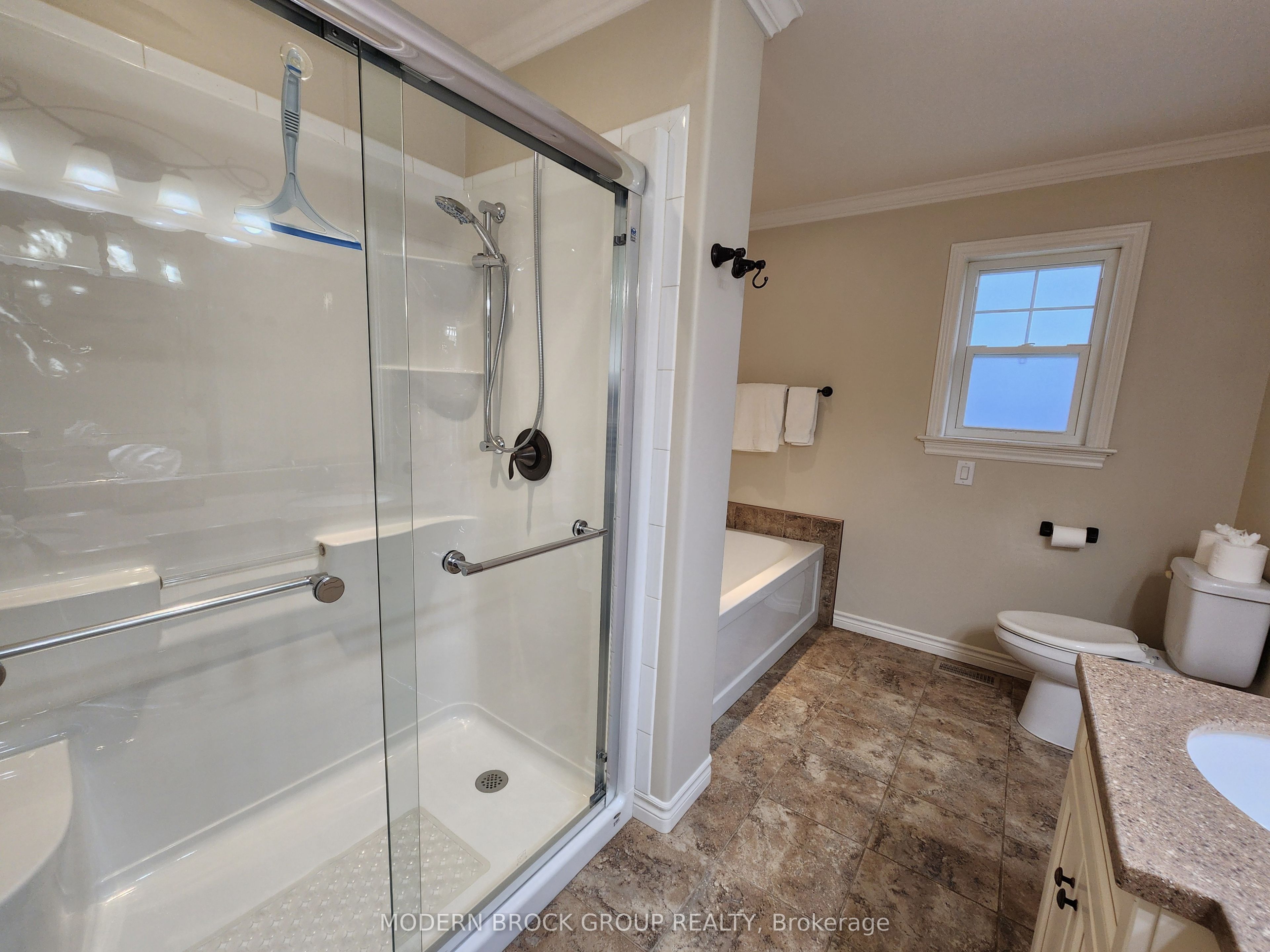 158 Wildwood Crescent Property Photo 29