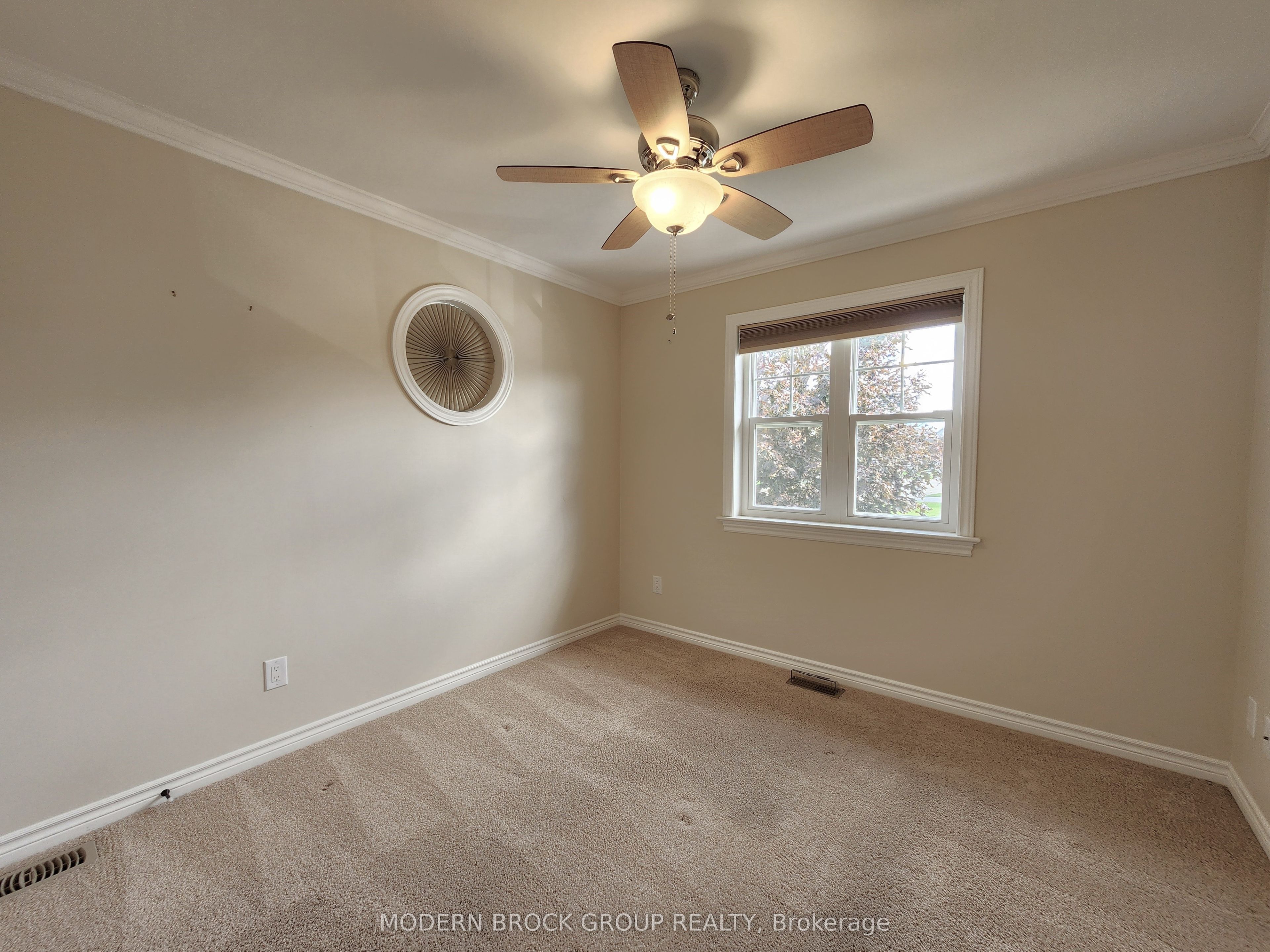 158 Wildwood Crescent Property Photo 38
