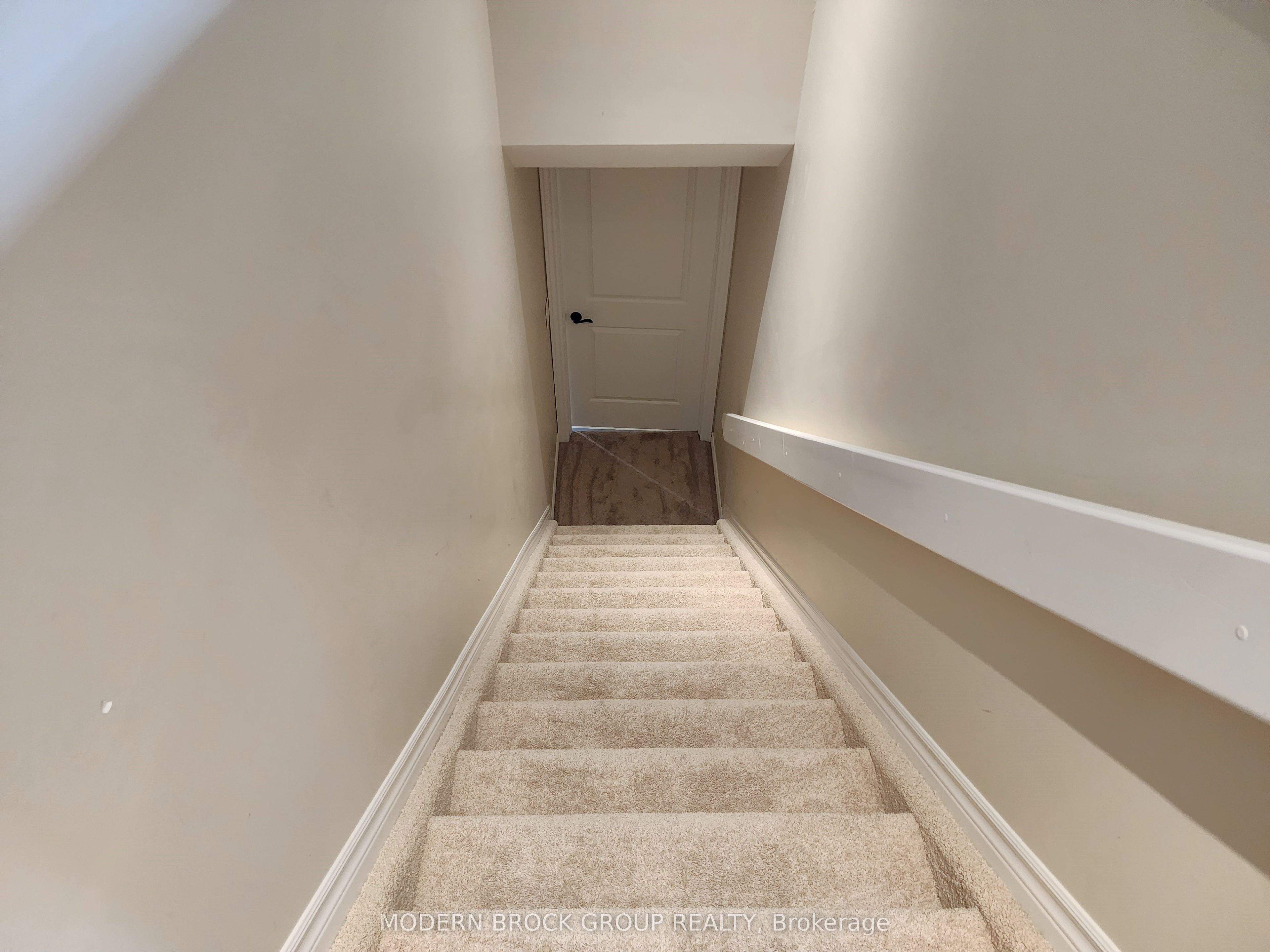 158 Wildwood Crescent Property Photo 40