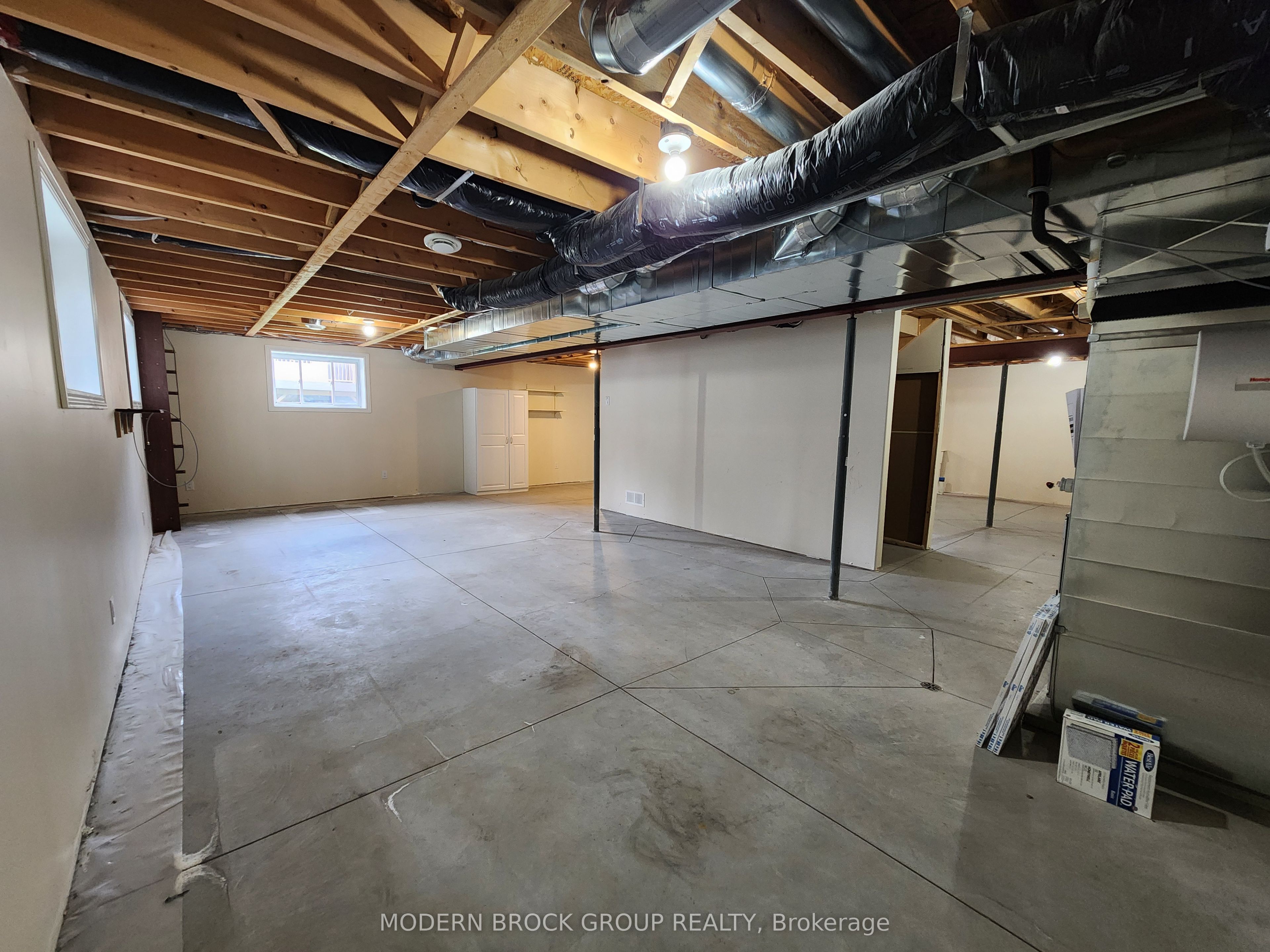 158 Wildwood Crescent Property Photo 44