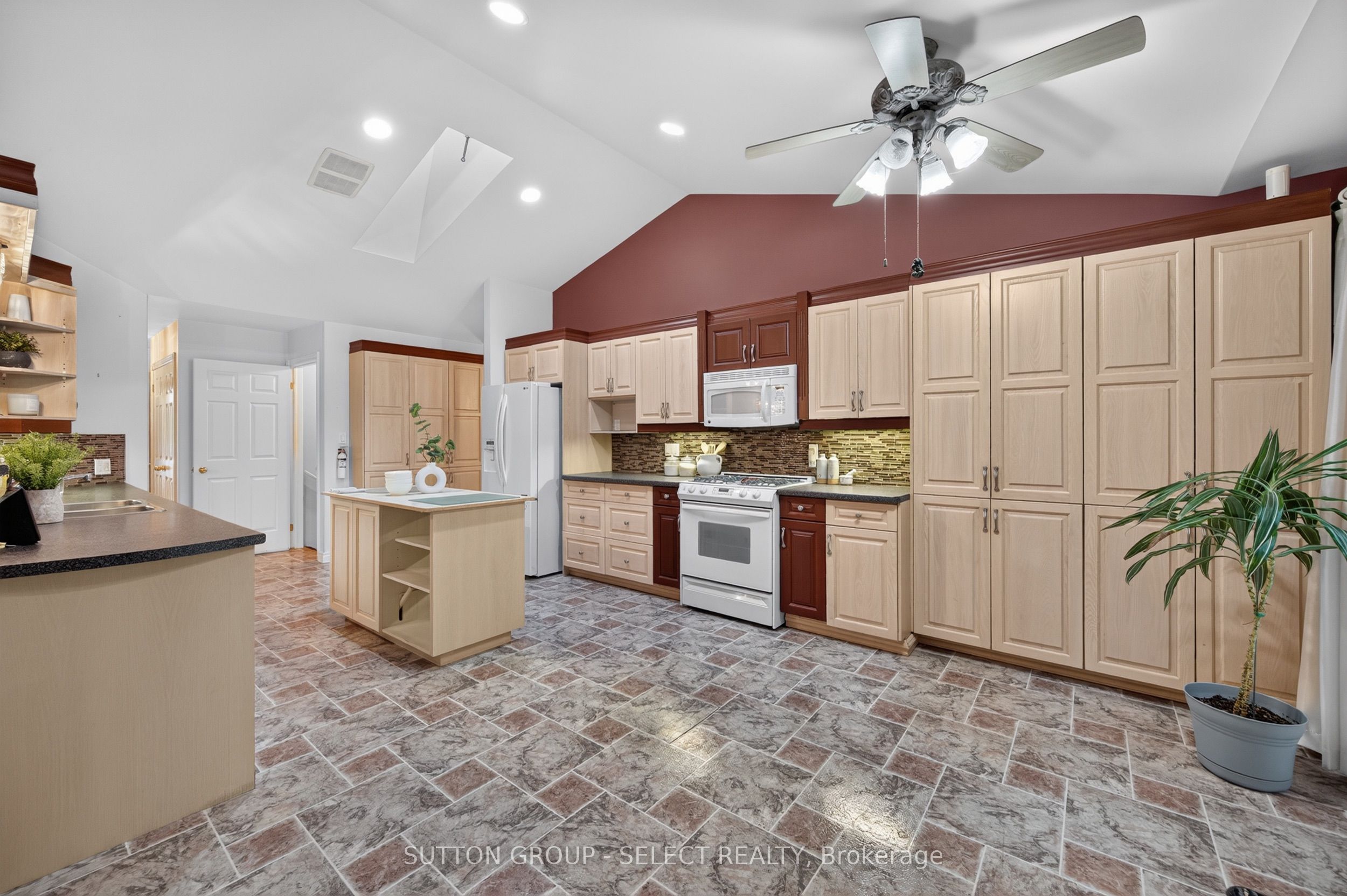 8 Kennedy Court Property Photo 13
