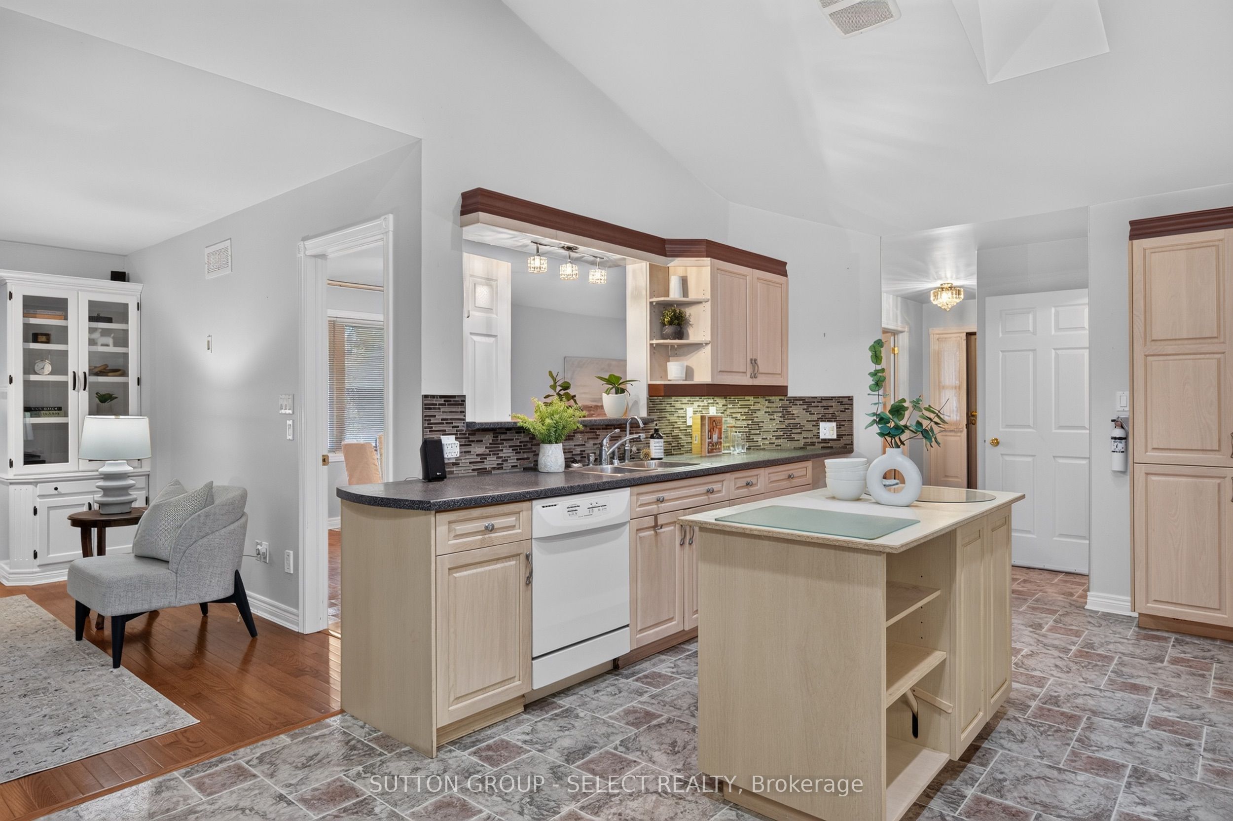 8 Kennedy Court Property Photo 14