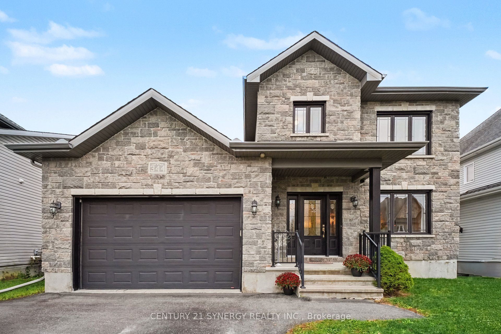 344 Colmar Street Property Photo 1