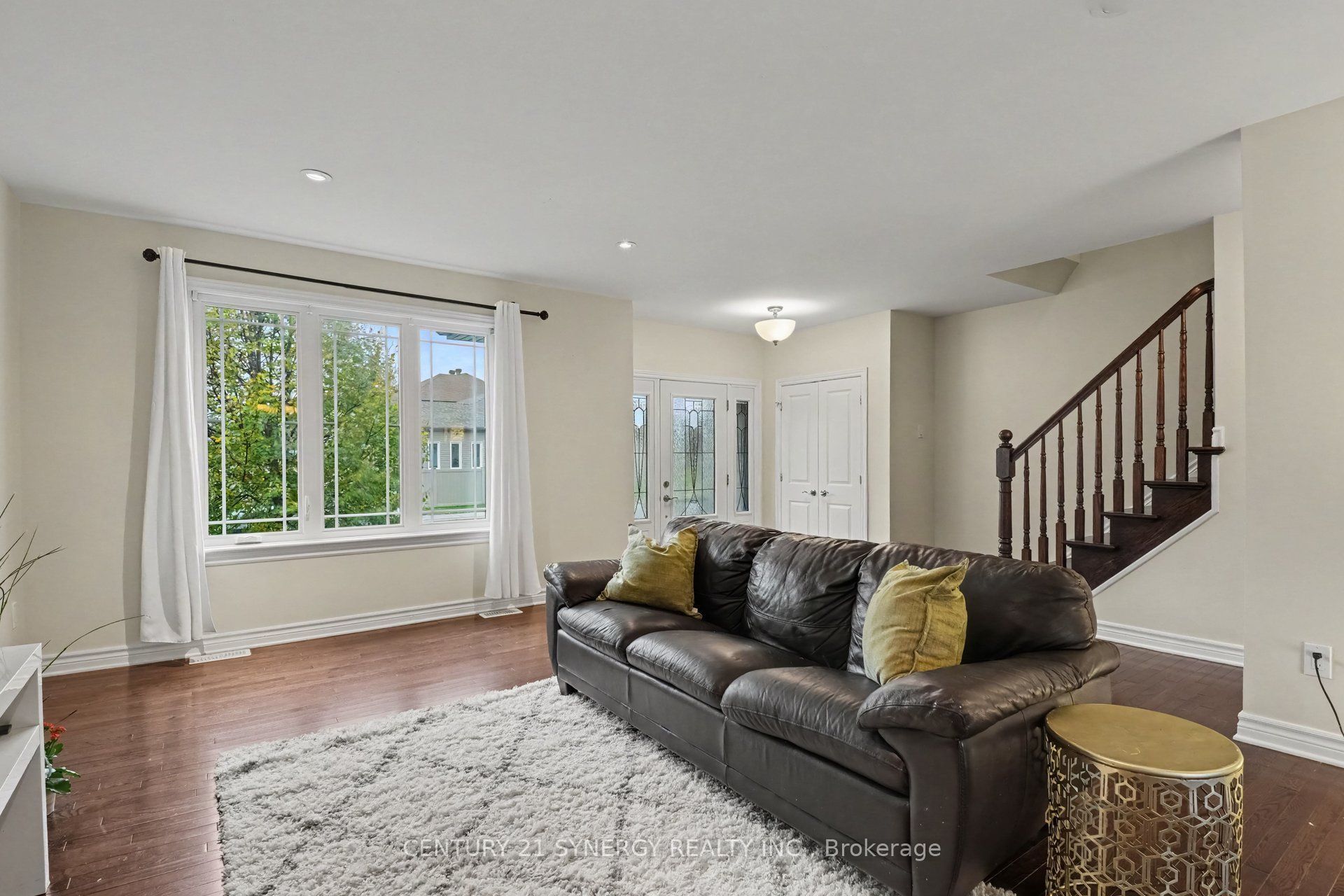 344 Colmar Street Property Photo 6