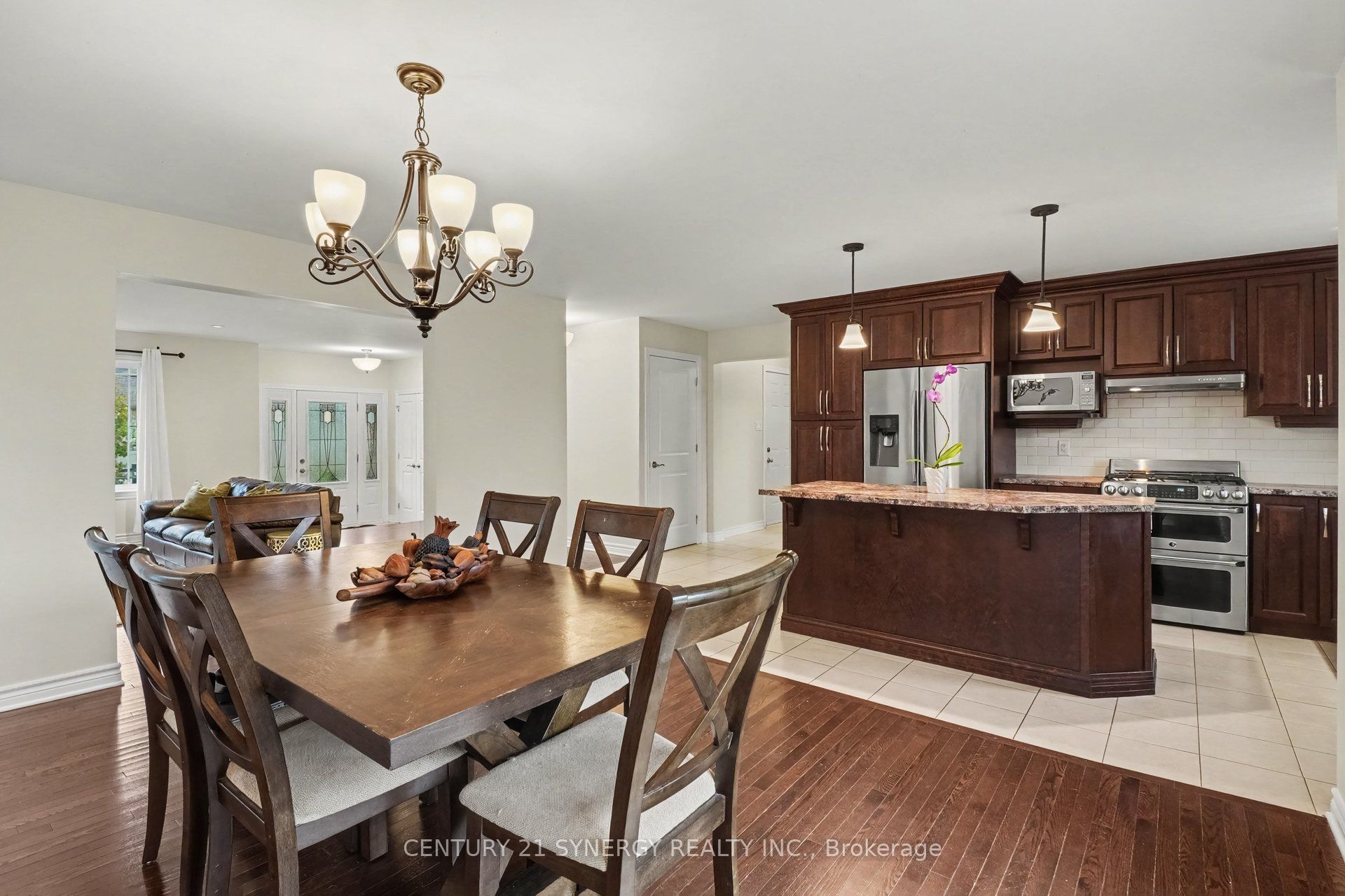 344 Colmar Street Property Photo 12