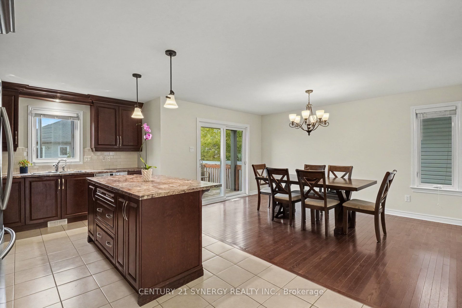 344 Colmar Street Property Photo 13