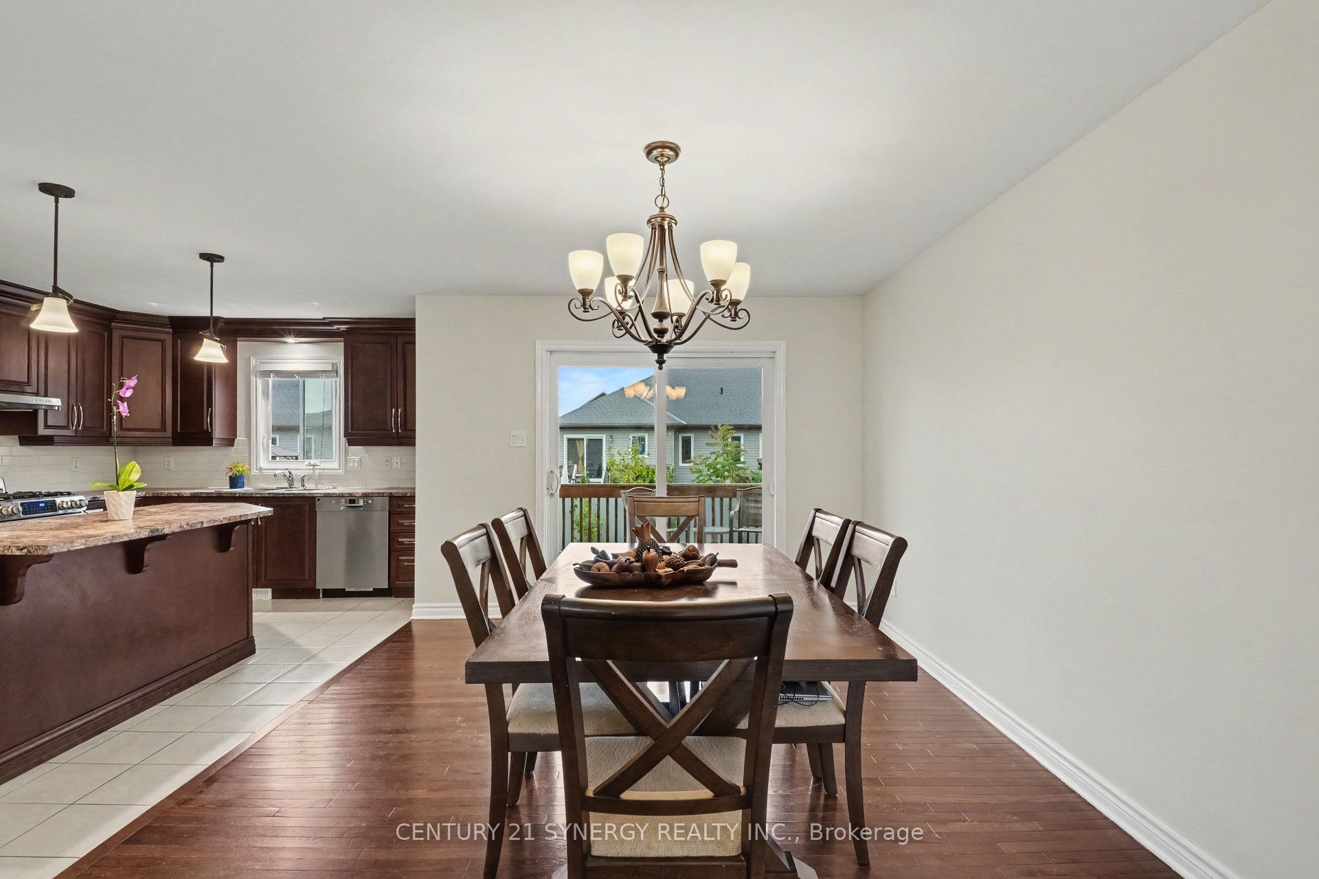 344 Colmar Street Property Photo 14