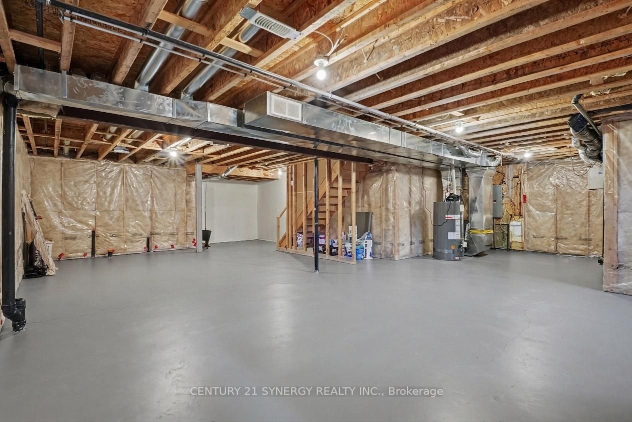 344 Colmar Street Property Photo 31