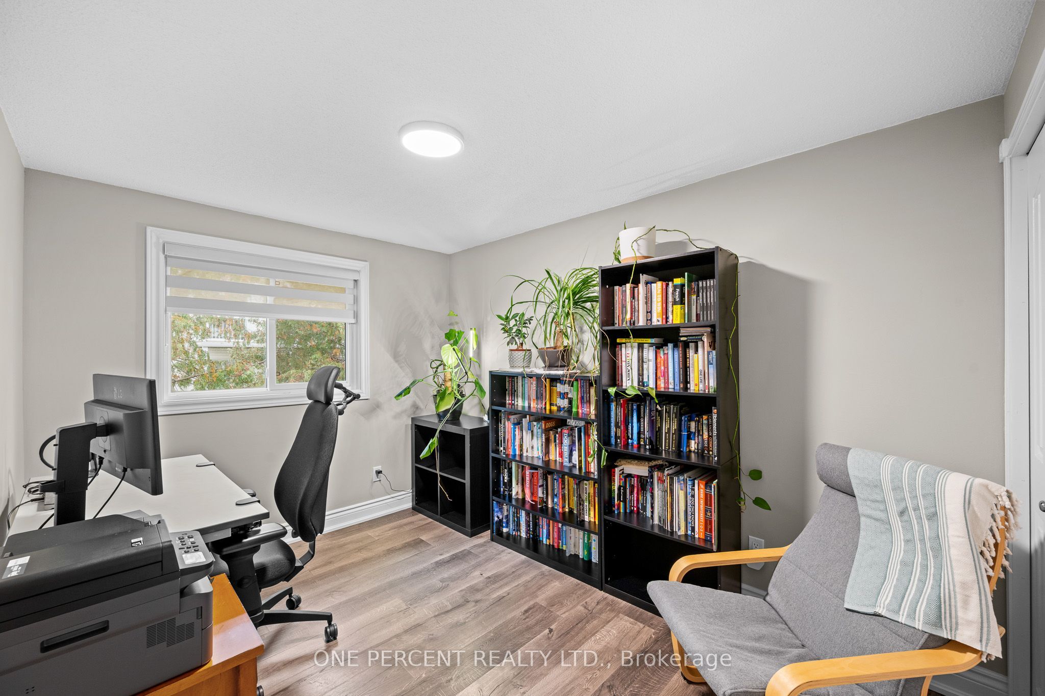 20 Sonnet Crescent D Property Photo 21