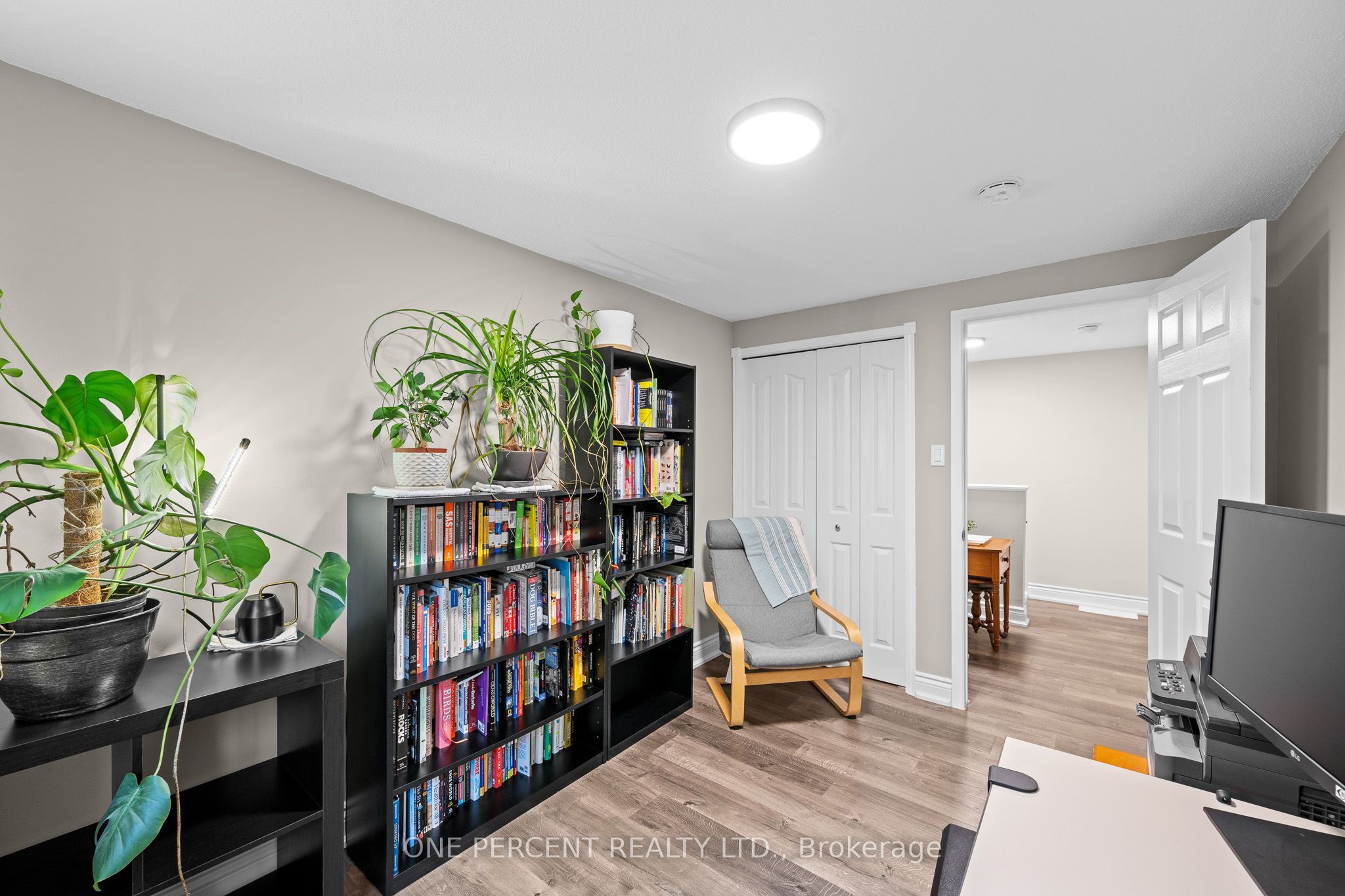20 Sonnet Crescent D Property Photo 22