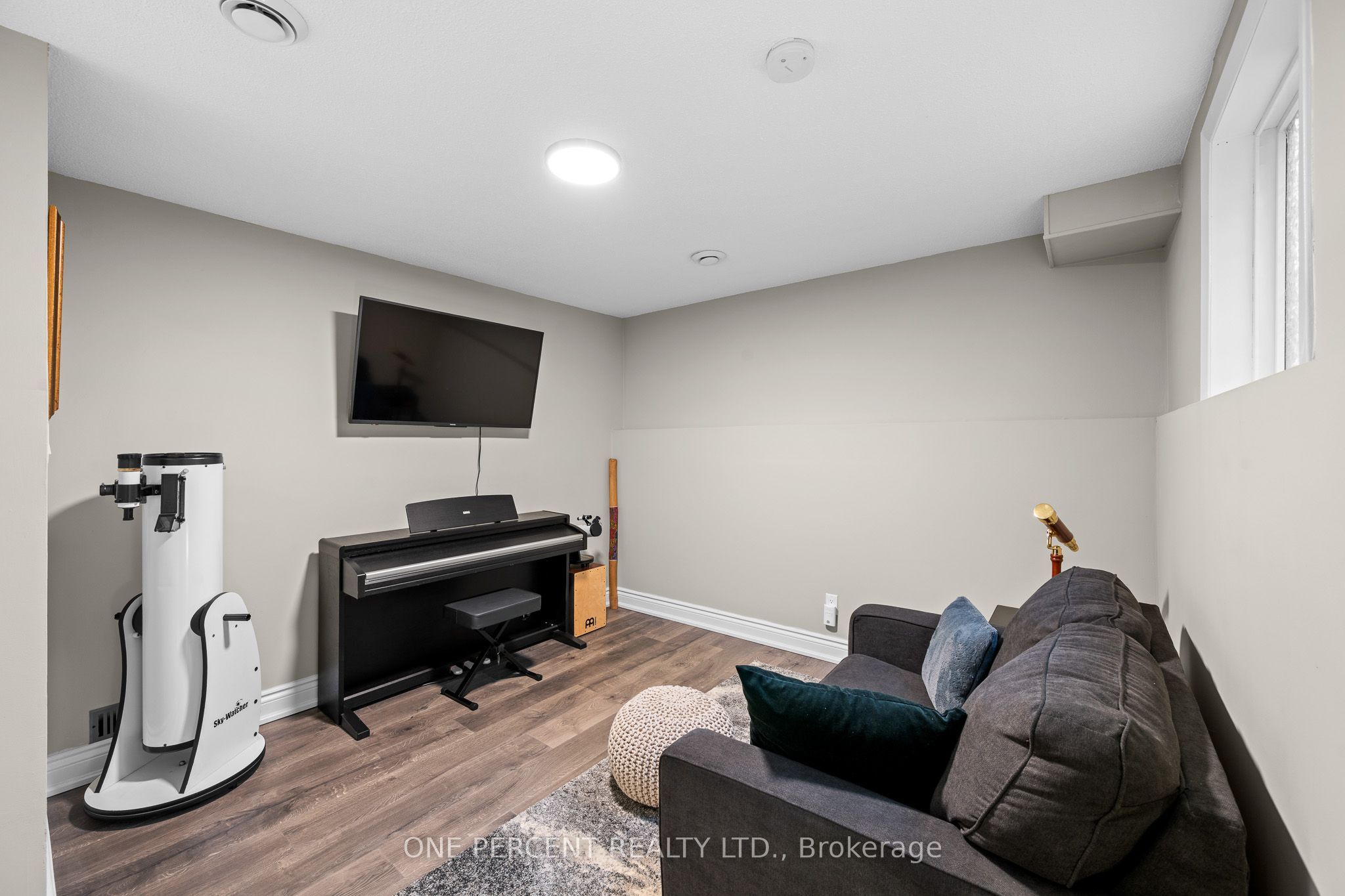 20 Sonnet Crescent D Property Photo 24