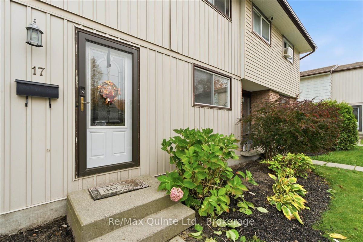 17 Tiffany Place 17 Property Photo 3