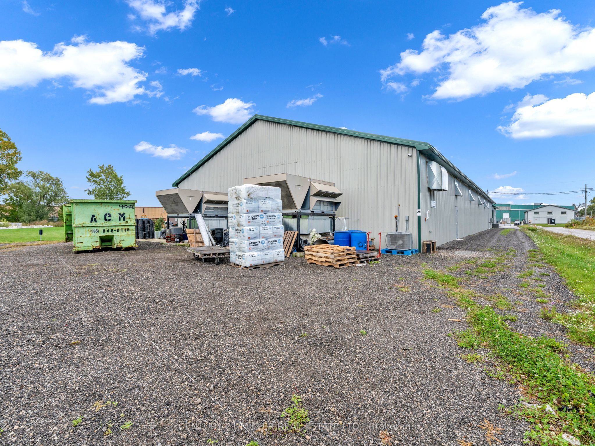 32 Clearview Drive W Property Photo 16