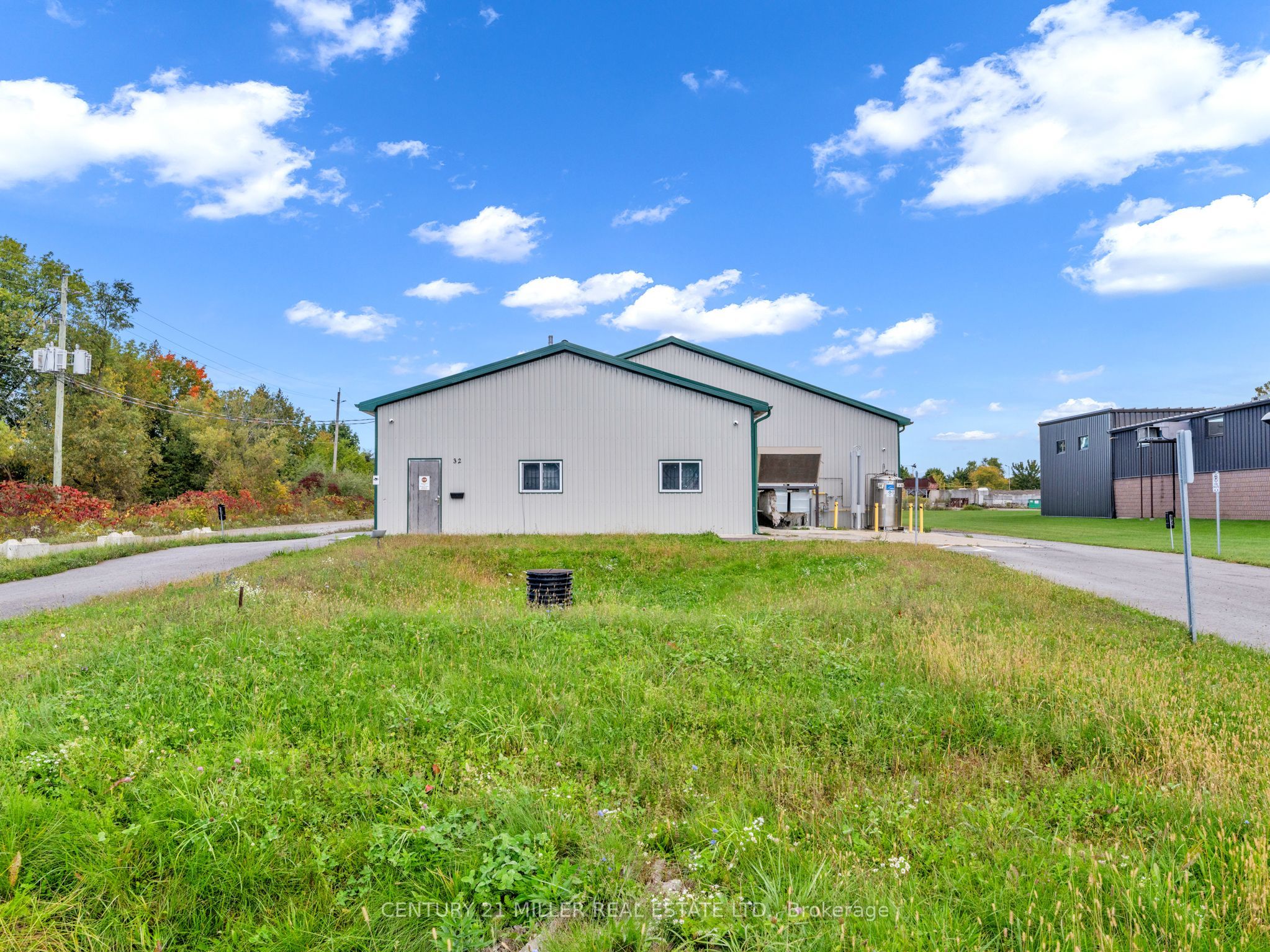 32 Clearview Drive W Property Photo 18