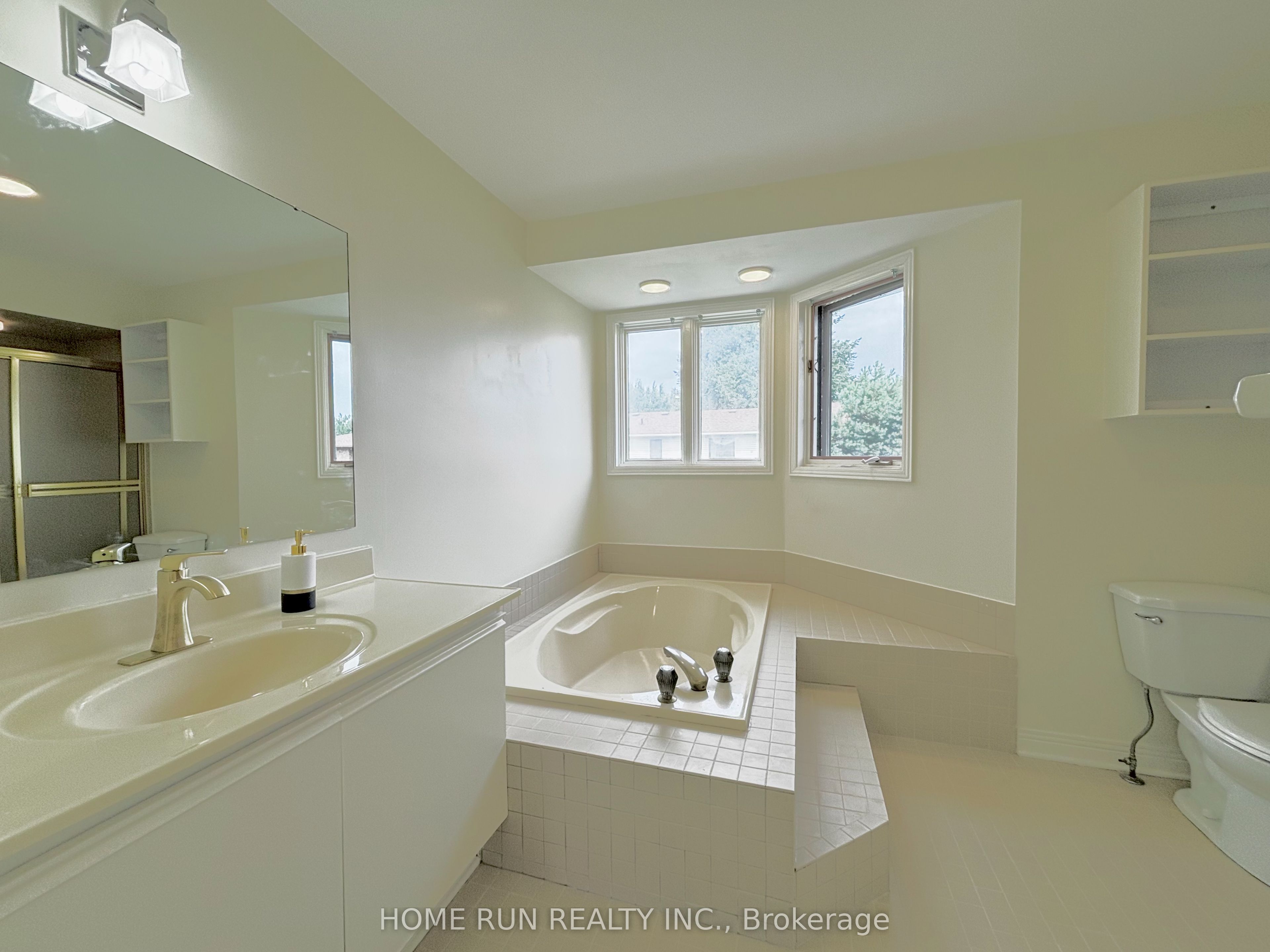 10 Westchester Court Property Photo 23