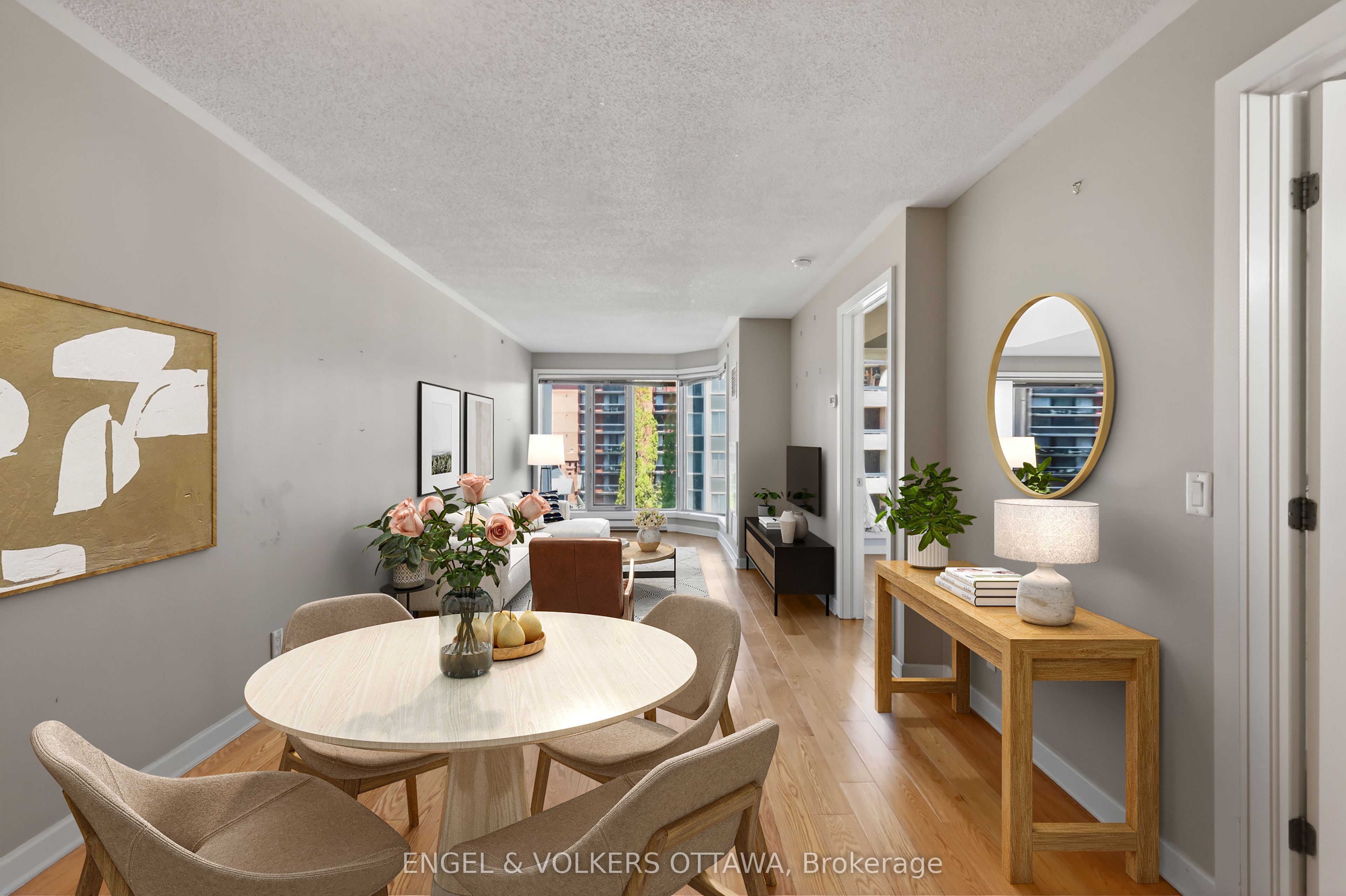 138 Somerset Street W 604 Property Photo 14