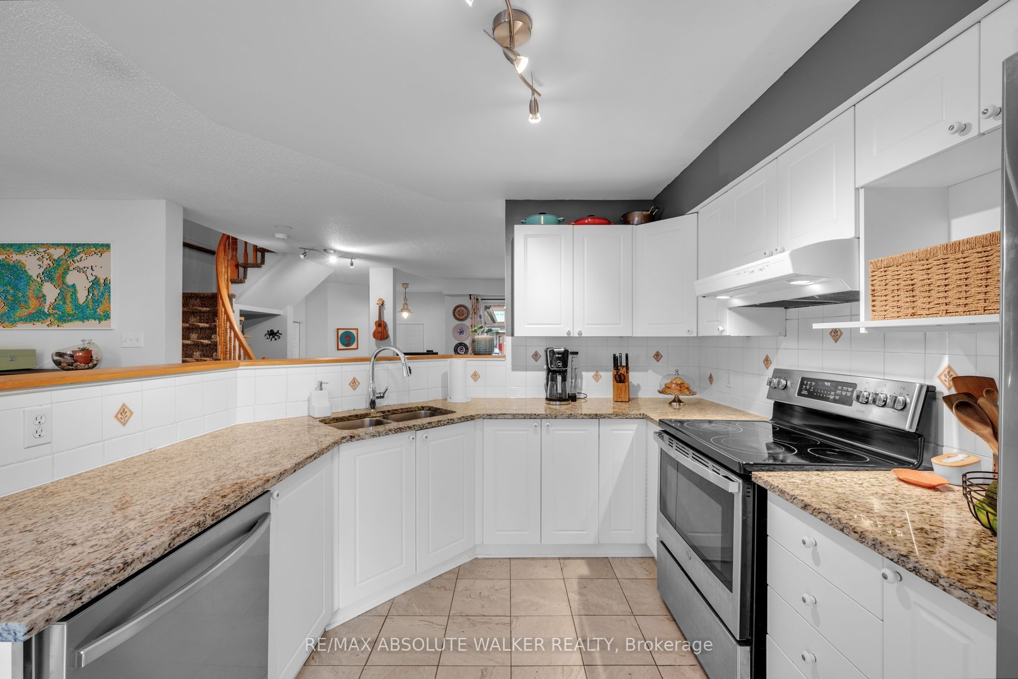 69 Inverkip Avenue Property Photo 6