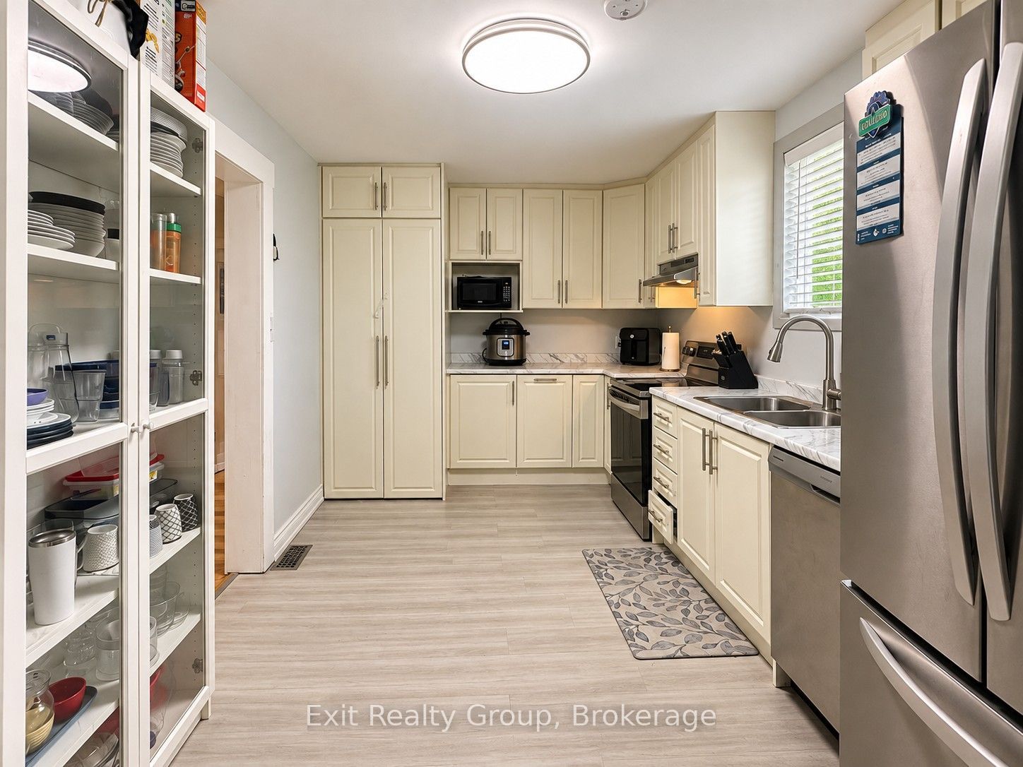 19 Cedar Street Property Photo 8