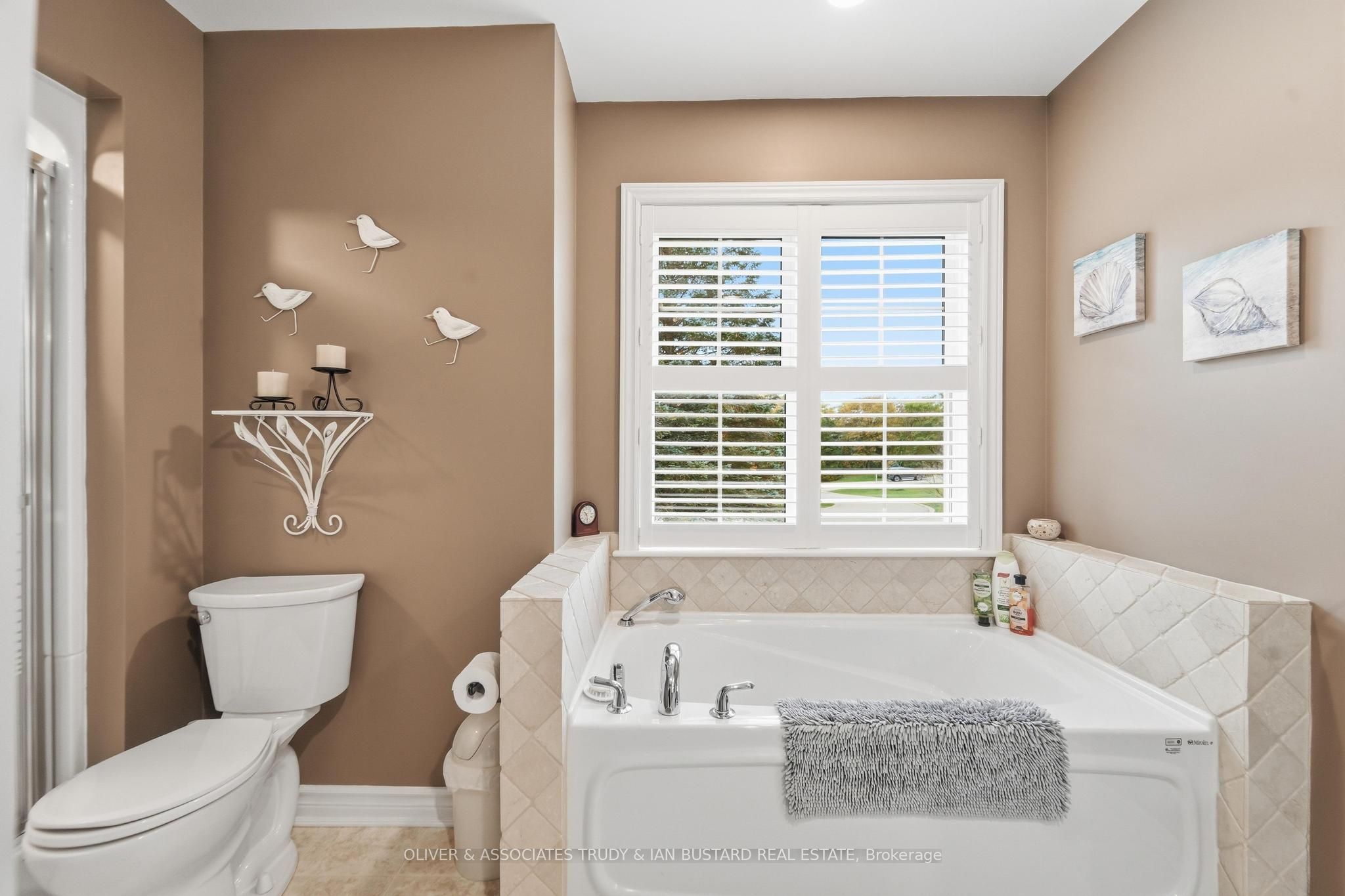 10075 Jennison Crescent Property Photo 23