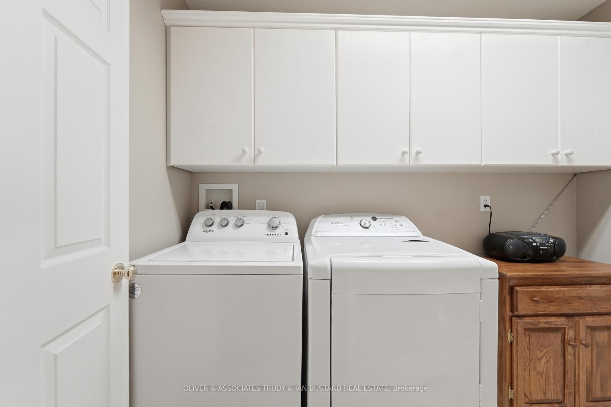 10075 Jennison Crescent Property Photo 25