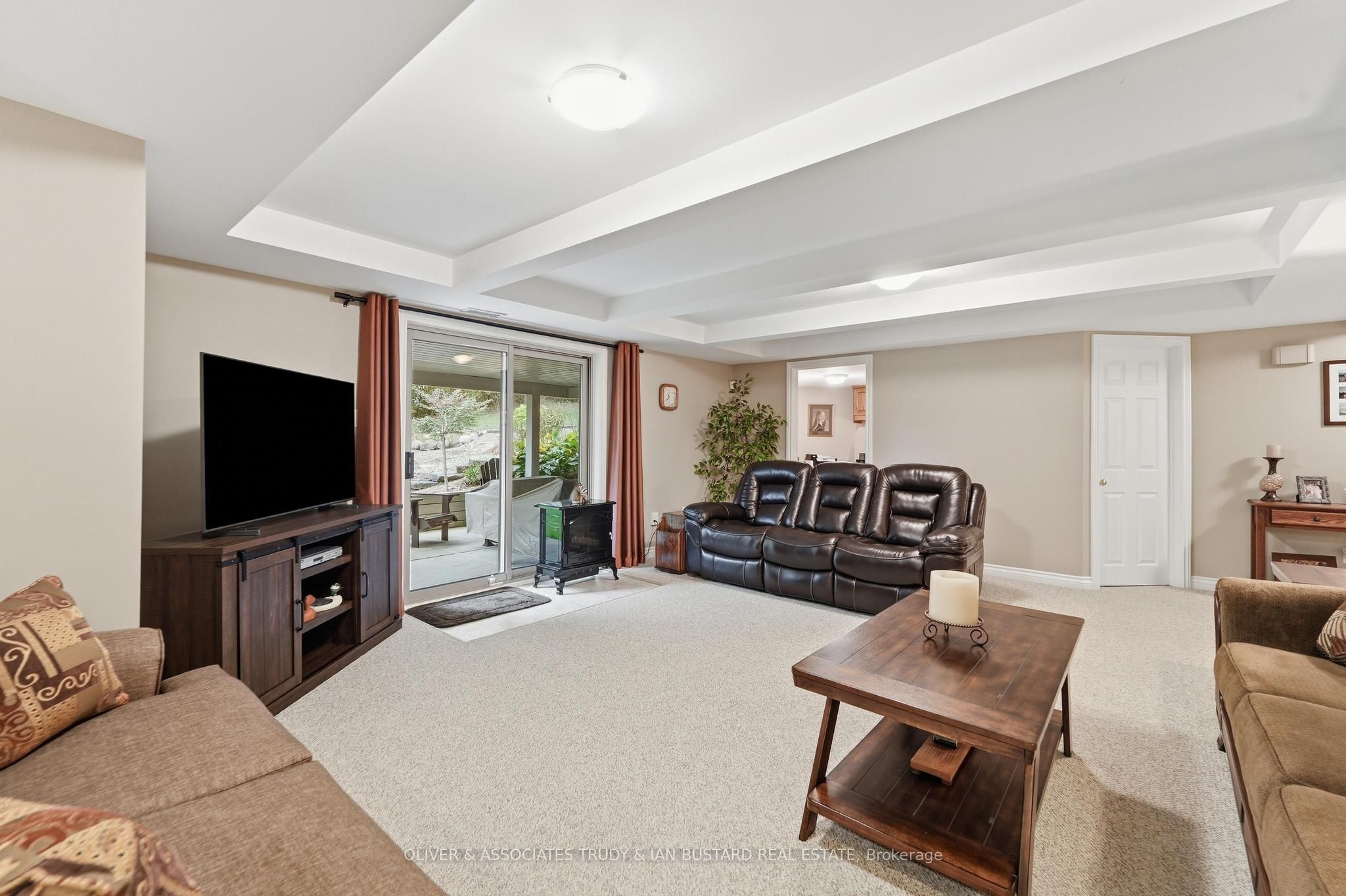 10075 Jennison Crescent Property Photo 28