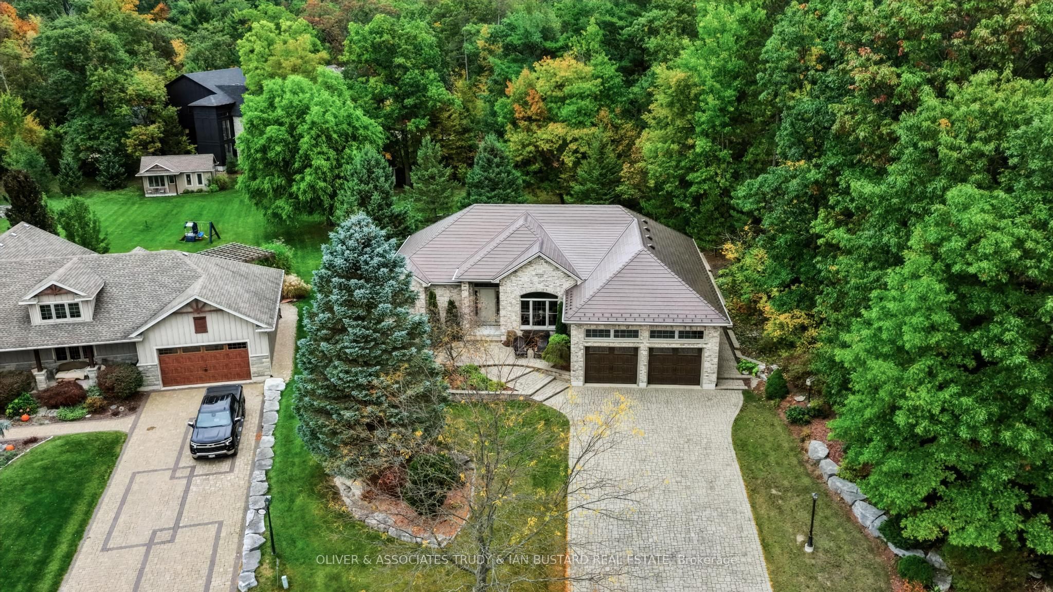 10075 Jennison Crescent Property Photo 42