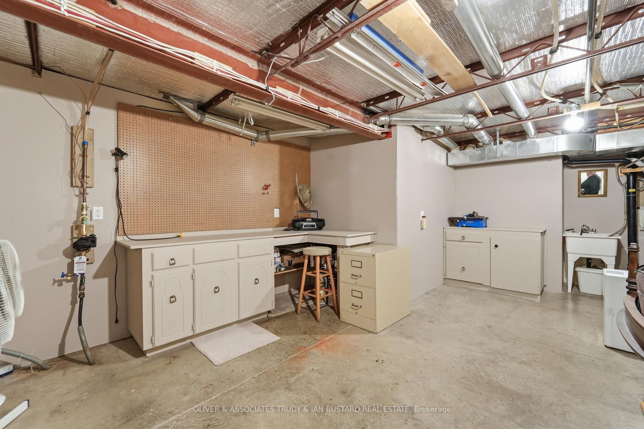 10075 Jennison Crescent Property Photo 48