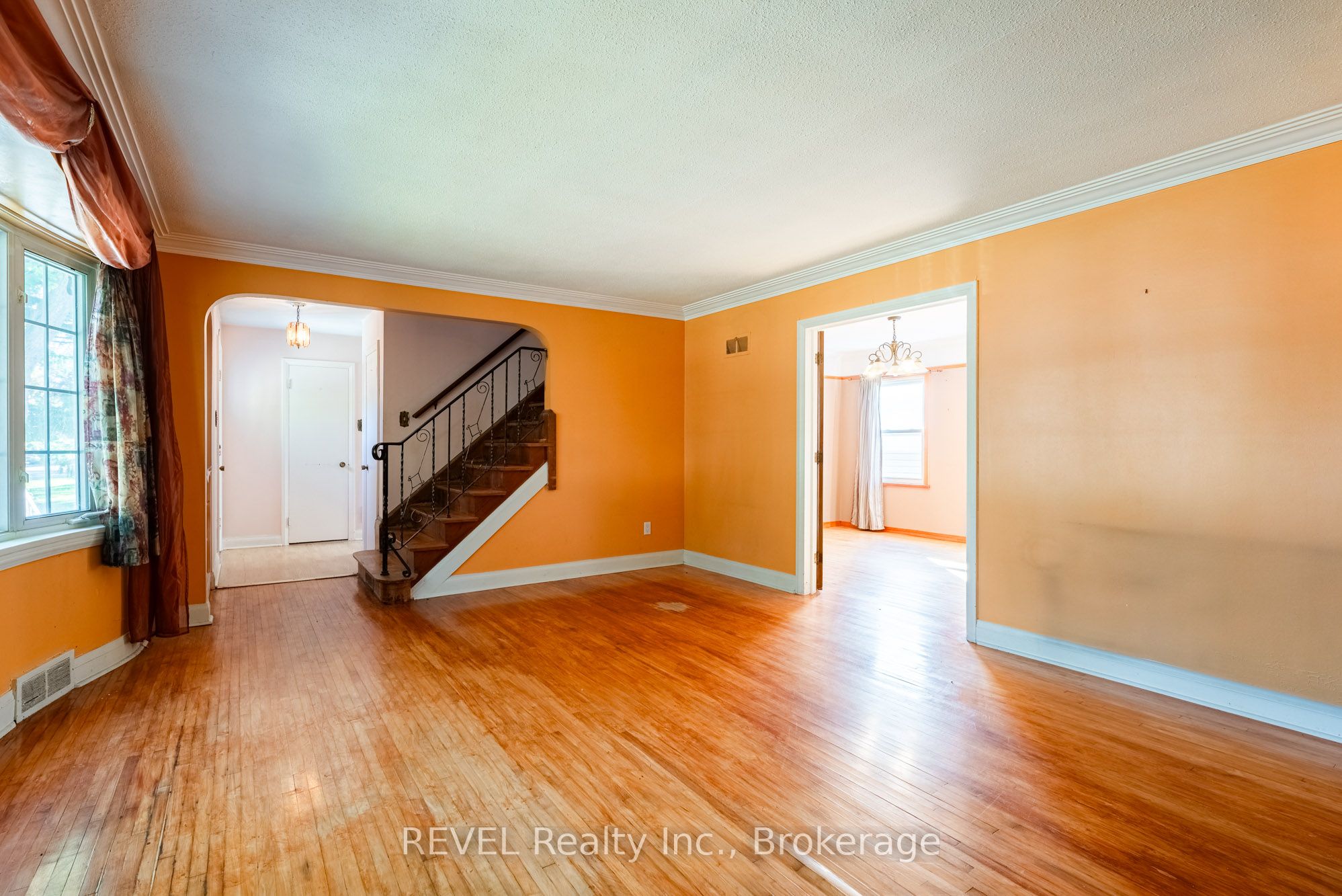7044 Leeming Street Property Photo 12