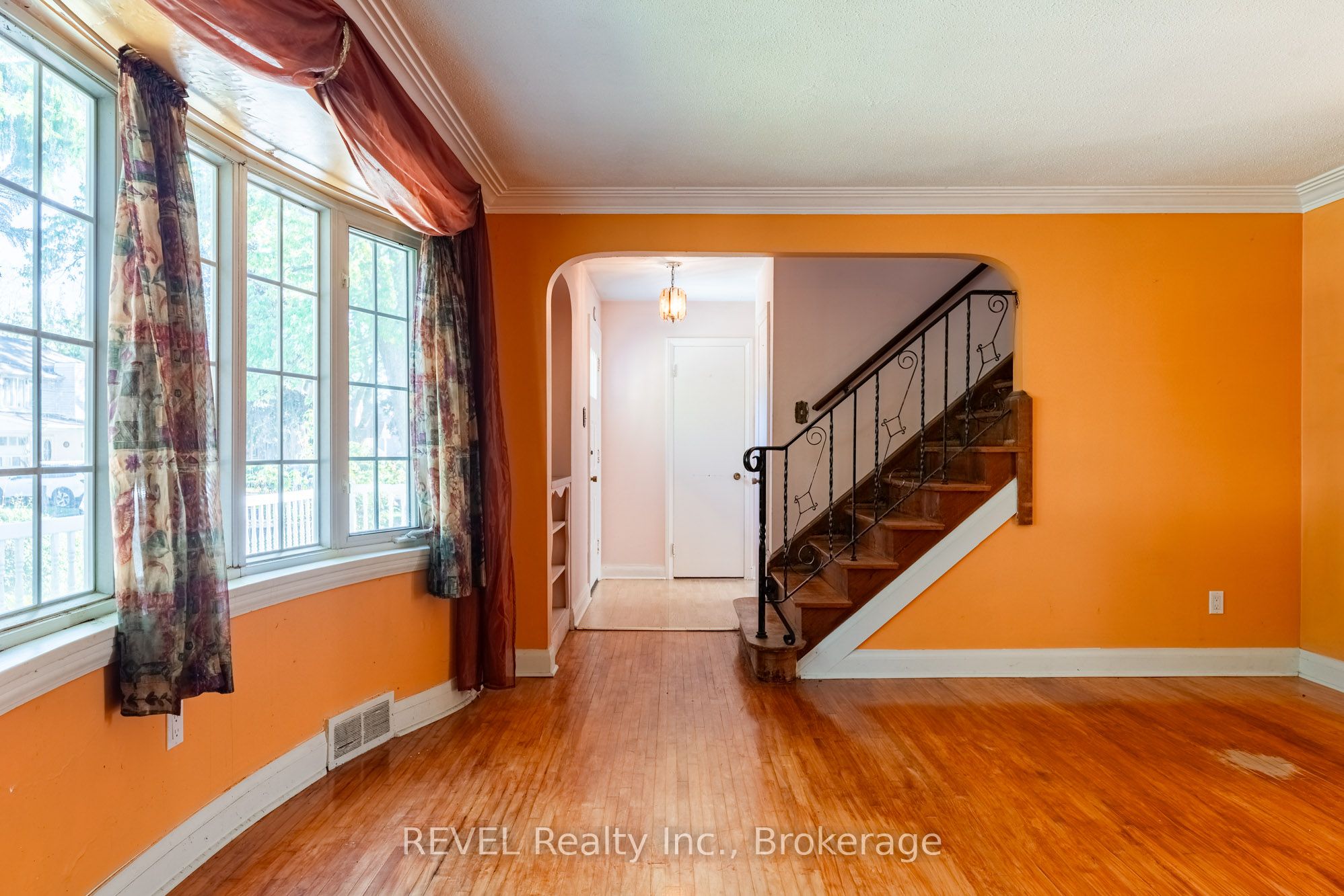 7044 Leeming Street Property Photo 13