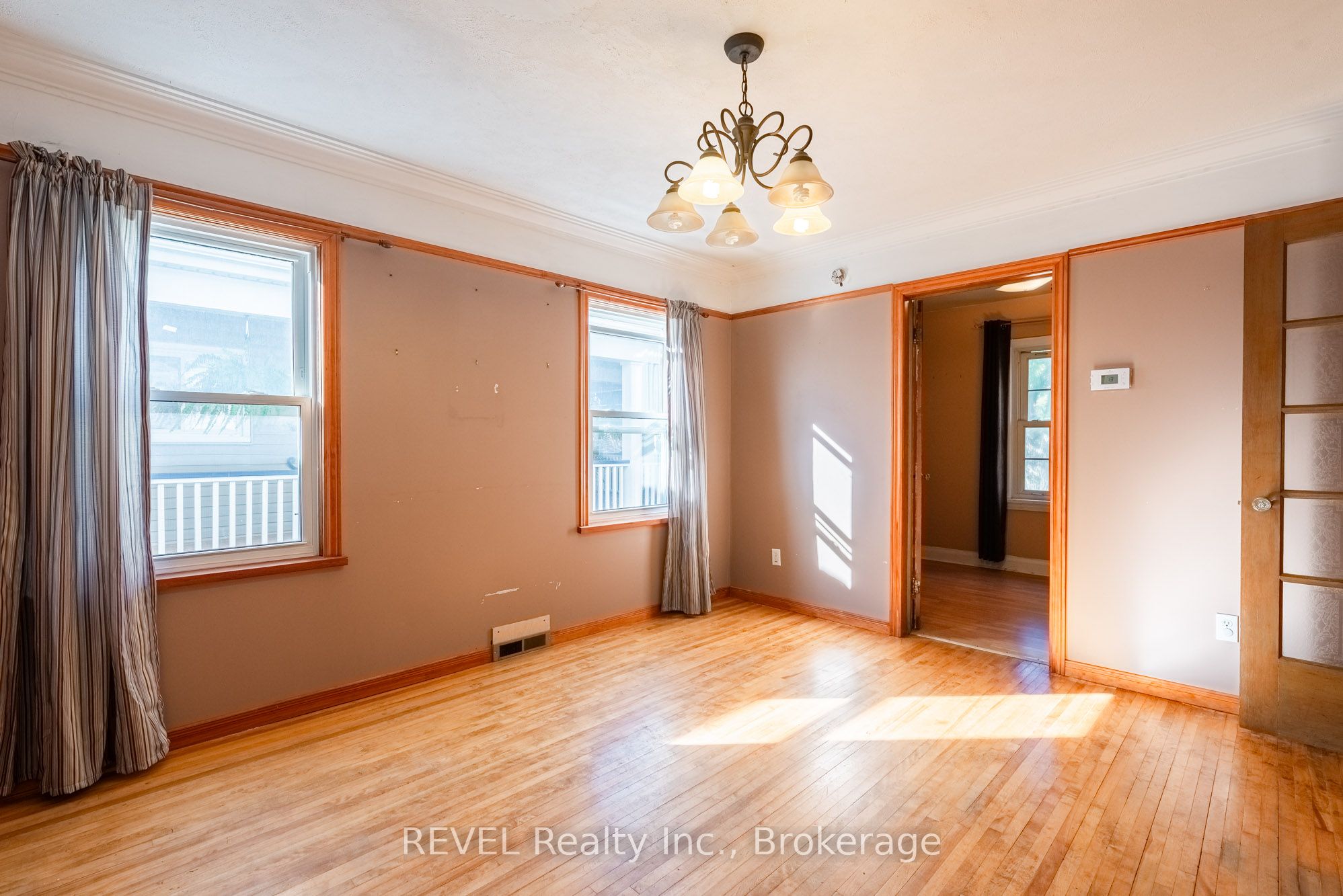 7044 Leeming Street Property Photo 14