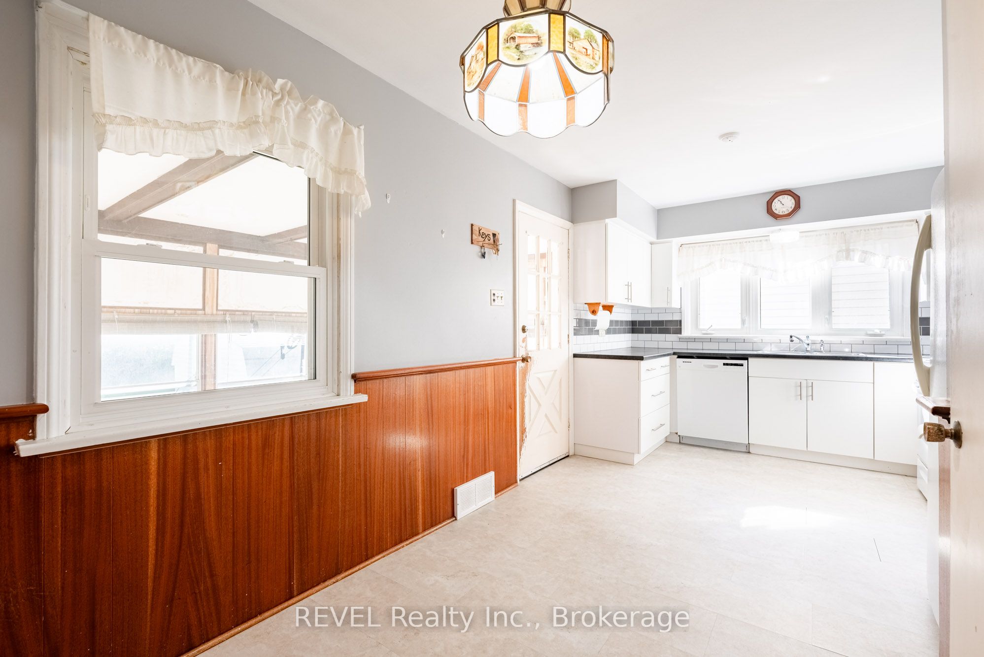 7044 Leeming Street Property Photo 20