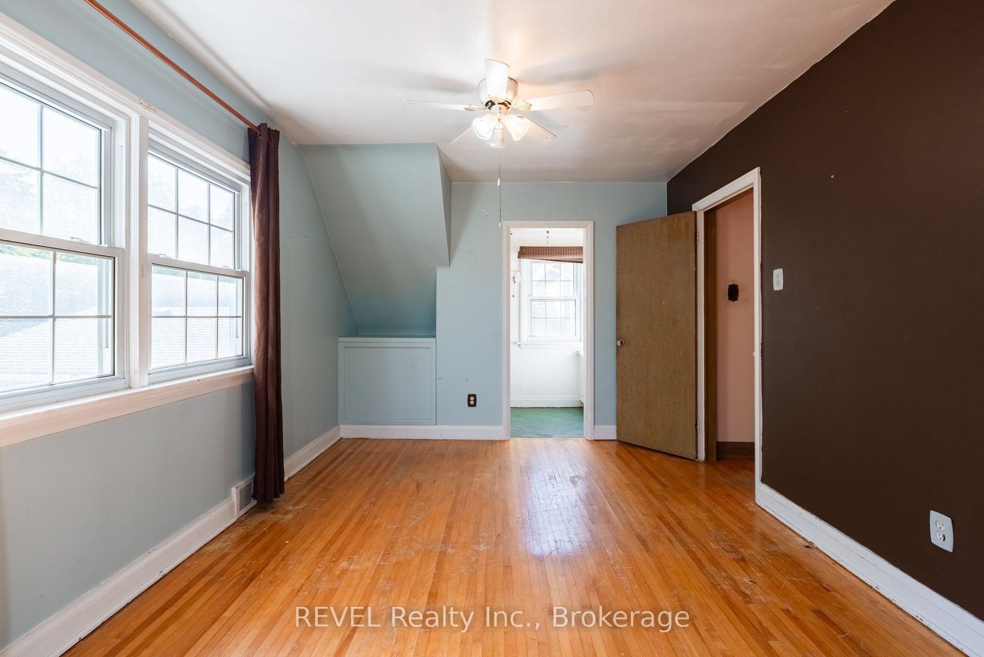 7044 Leeming Street Property Photo 30