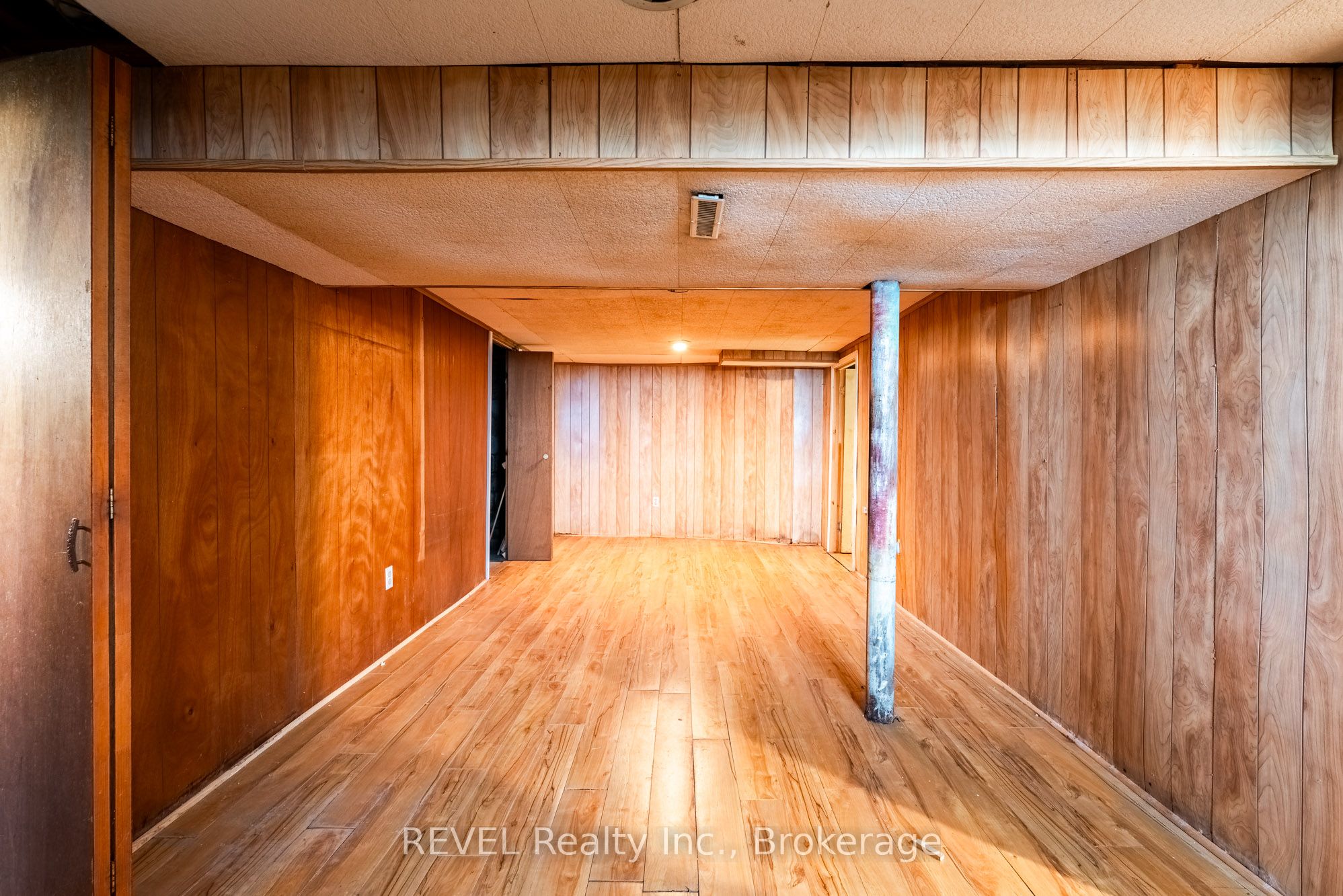 7044 Leeming Street Property Photo 40