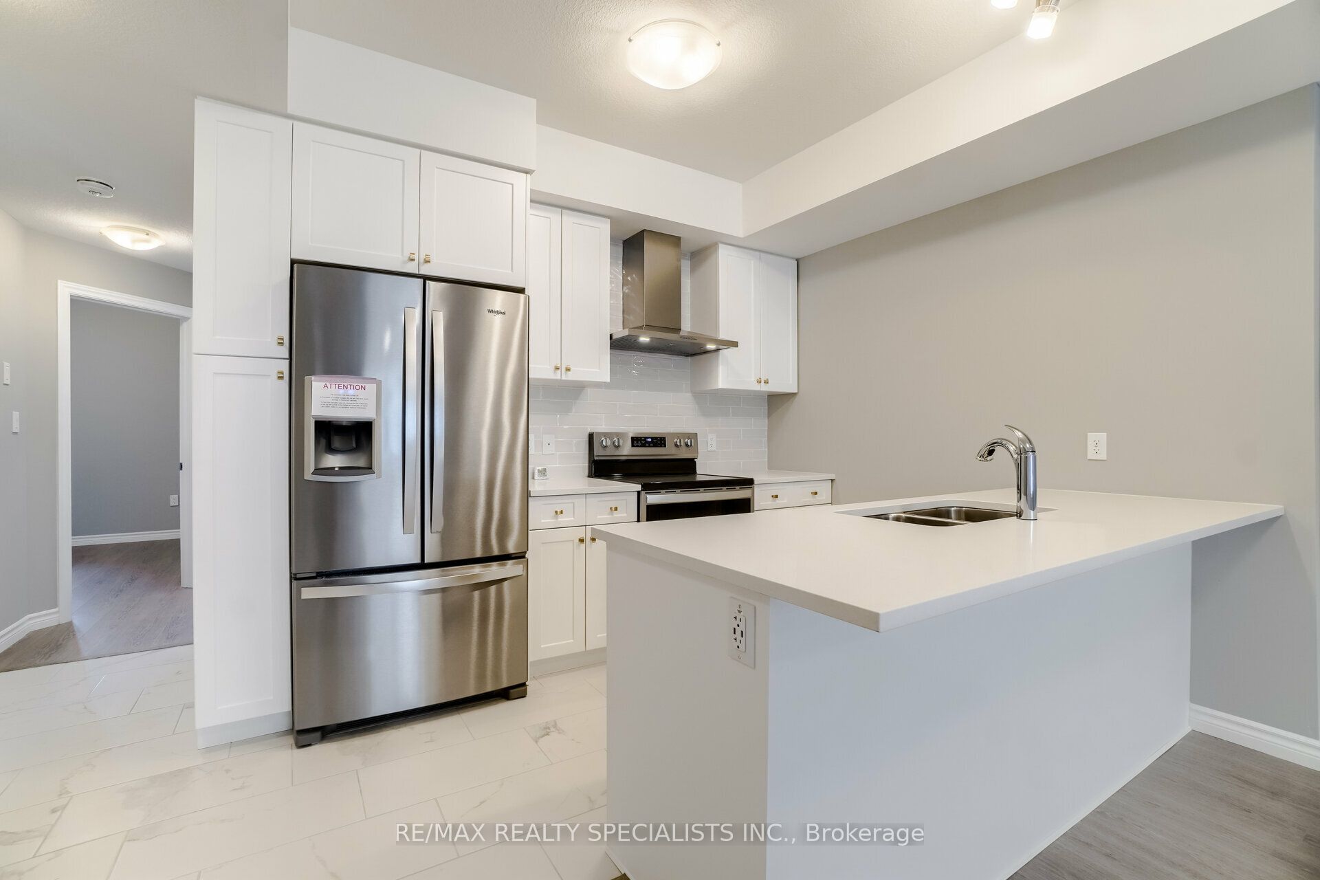 120 Wheat Lane Property Photo 3