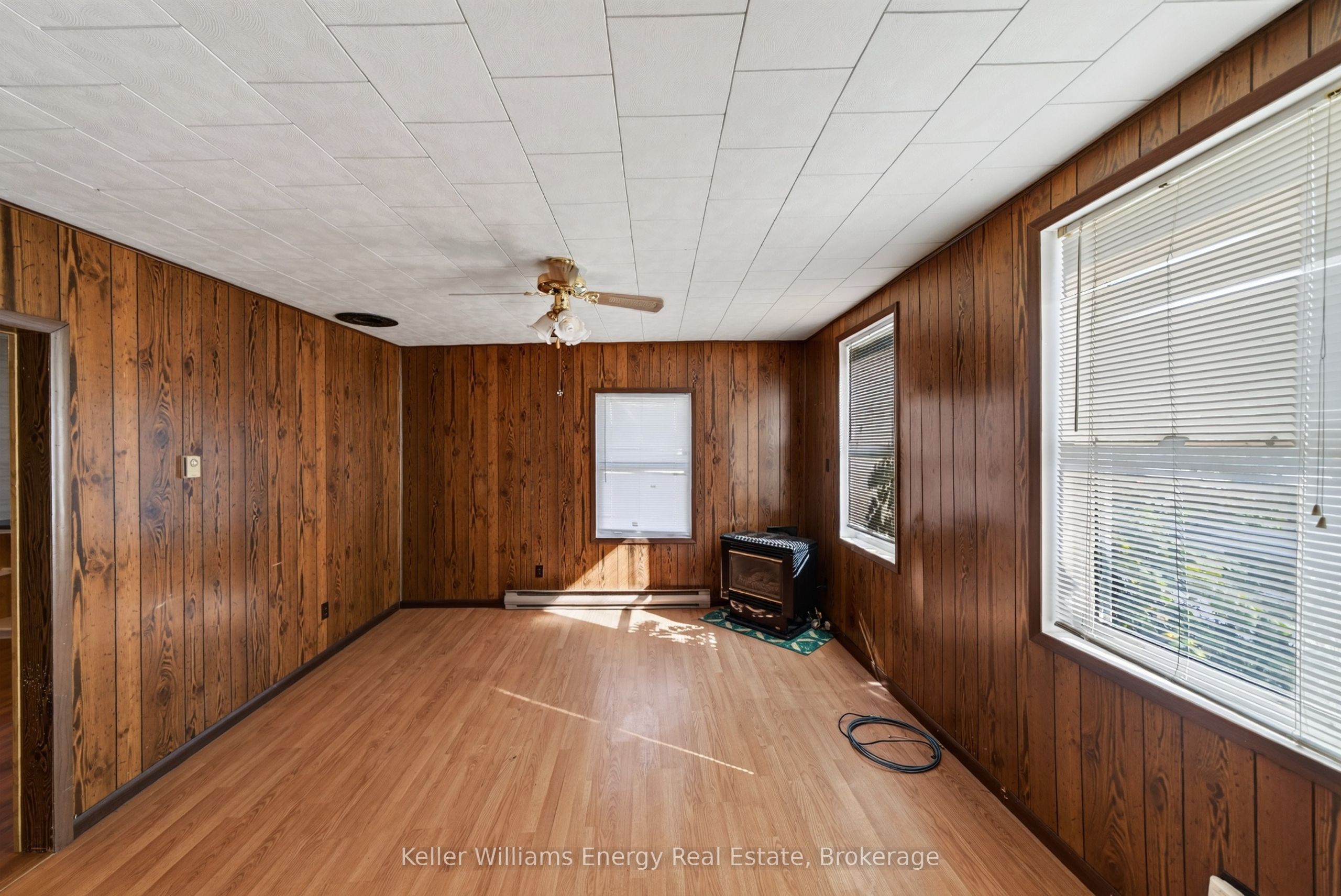 176 Wellington Main Street Property Photo 22