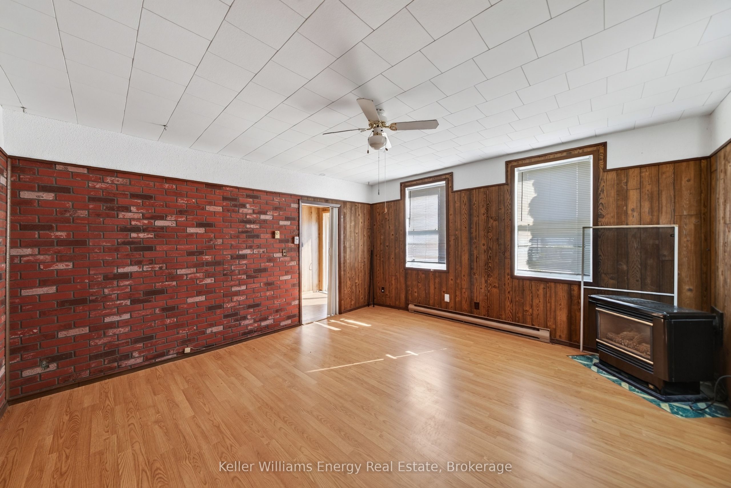 176 Wellington Main Street Property Photo 26