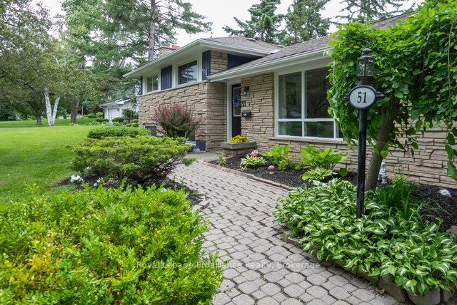 51 Selena Avenue