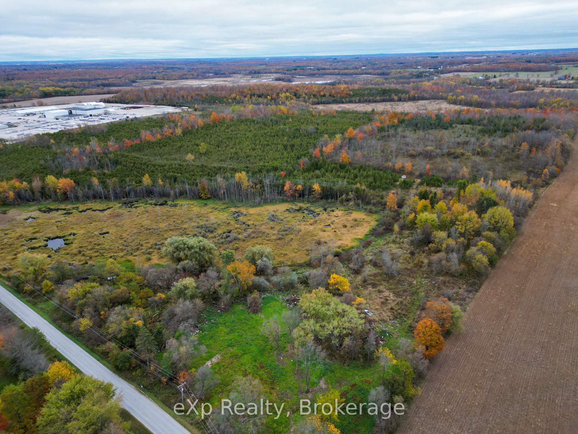 281140 Shouldice Block Road Property Photo 2