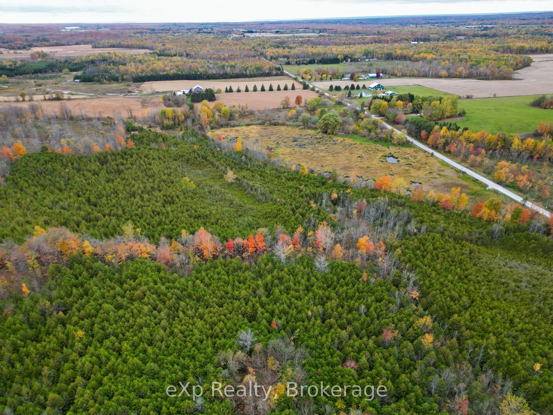 281140 Shouldice Block Road Property Photo 6