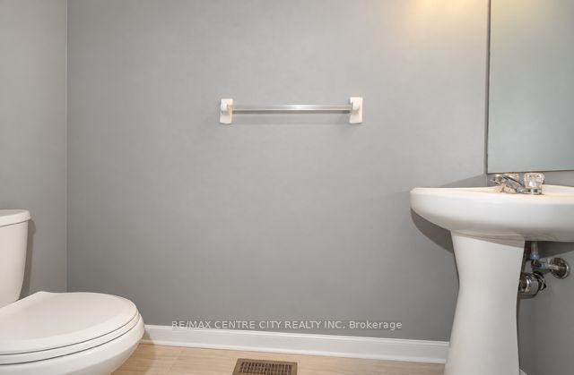 521 Blackwater Place Property Photo 16