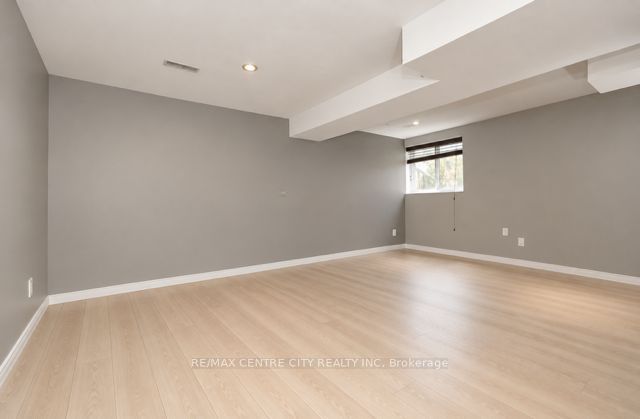 521 Blackwater Place Property Photo 17