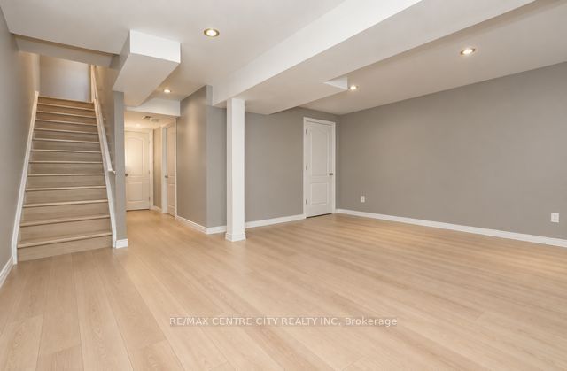 521 Blackwater Place Property Photo 18