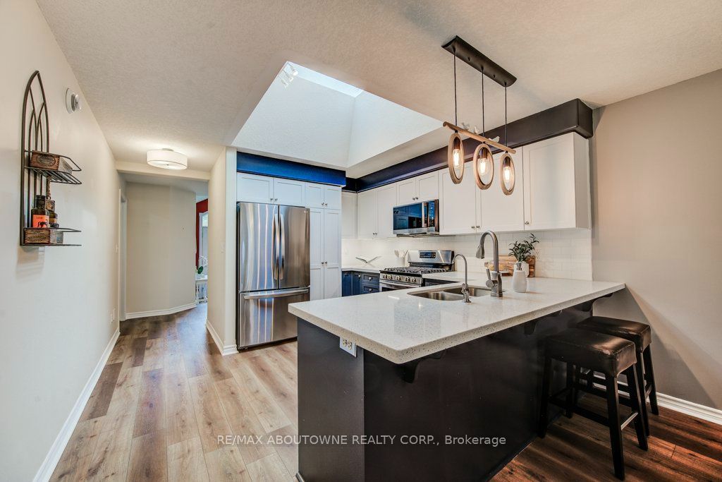 12 Brock Street Property Photo 4