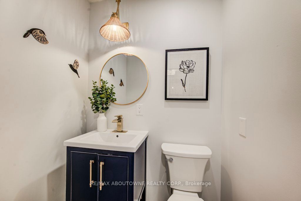 12 Brock Street Property Photo 15